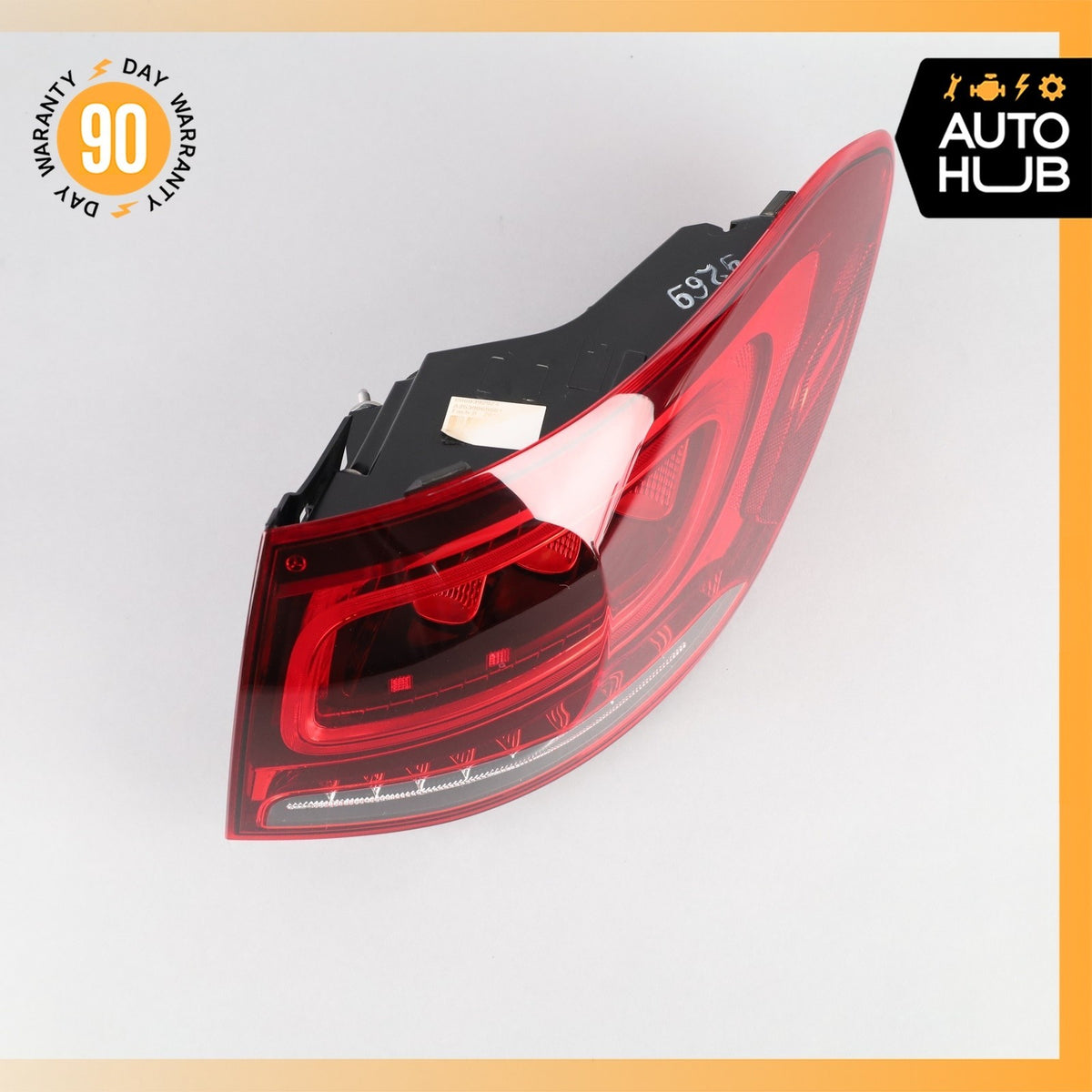 2020 Mercedes X253 GLC300 GLC63 AMG LED Outer Tail Light Lamp Rear Right OEM - photo 4
