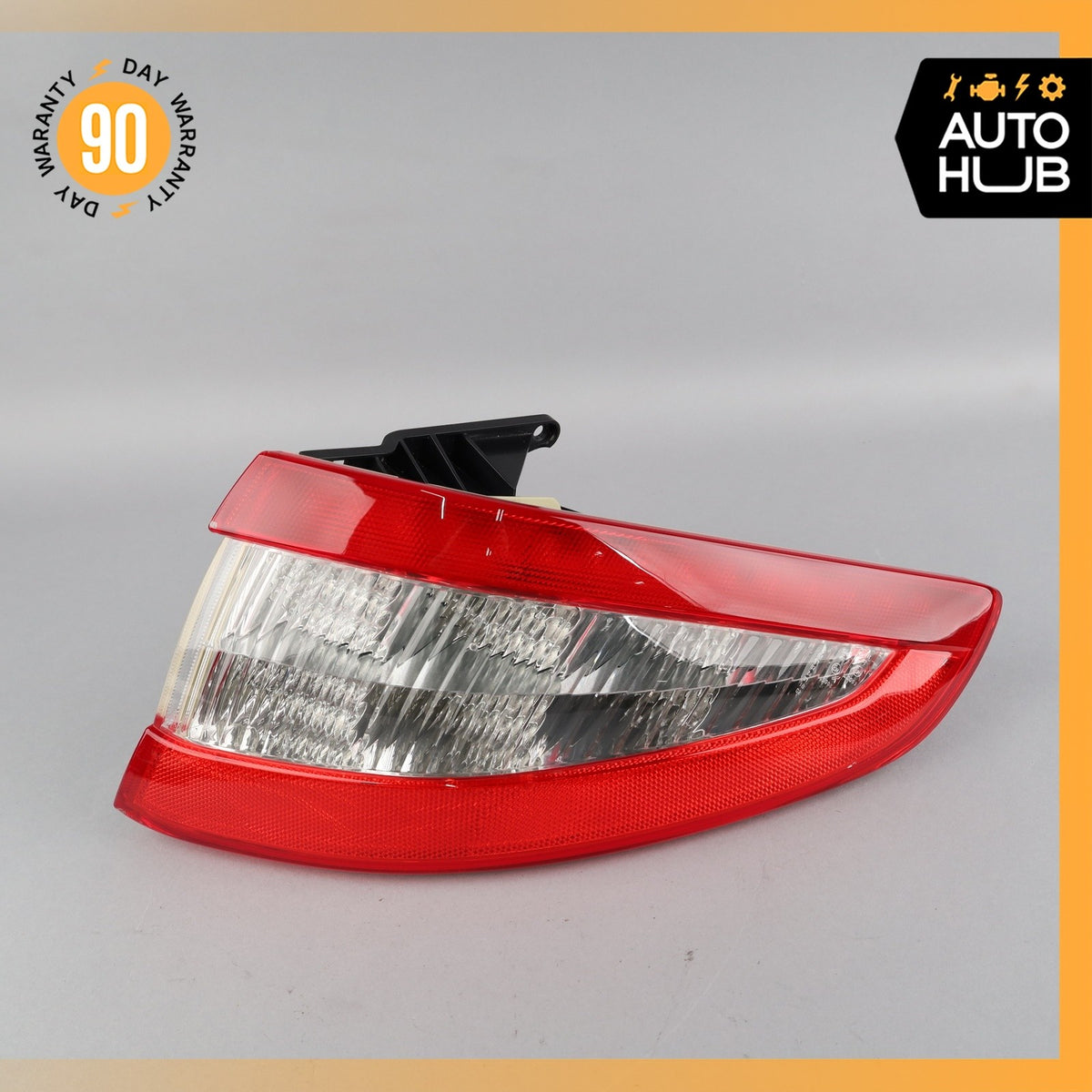 08-12 Maserati GranTurismo M145 Right Side Outer Tail Light Lamp 234380 OEM 74k - photo 2