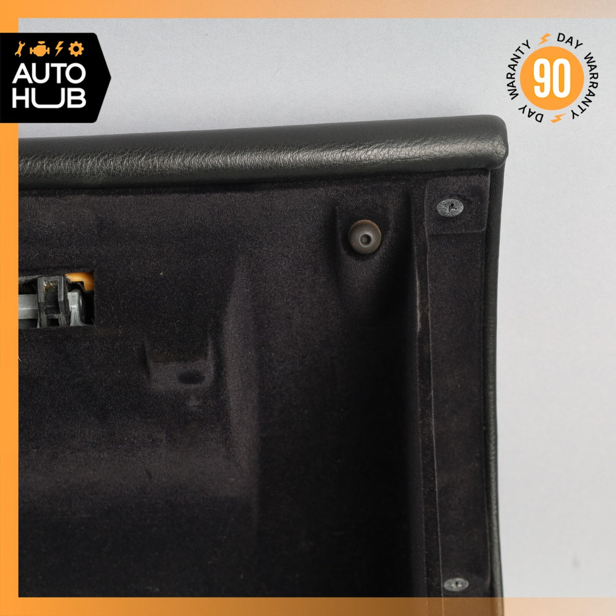 02-07 Maserati Spyder 4200 M138 CC Dashboard Dash Glove Box Glovebox Black OEM - photo 12