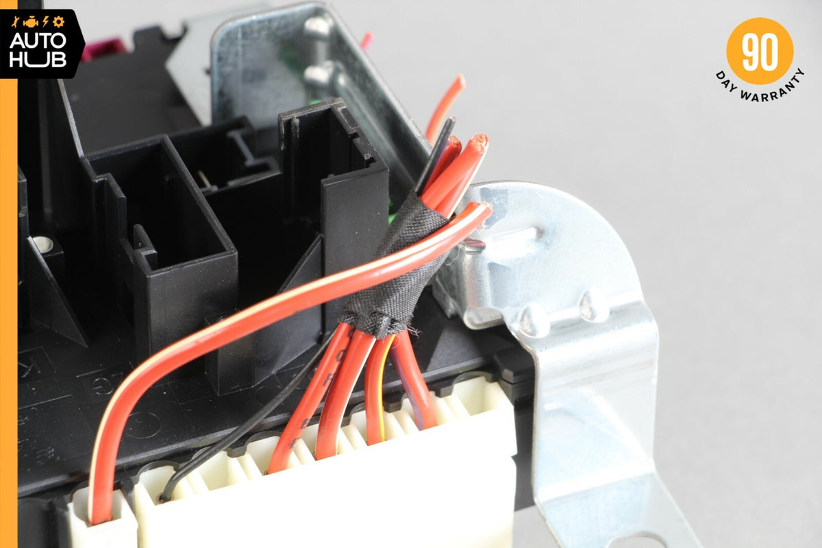 12-16 Mercedes R172 SLK350 SLK250 Rear Fuse Relay Box 1729060005 OEM - photo 9