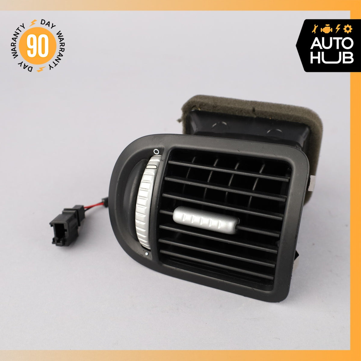 Porsche Cayenne 955 Left Driver Side Dashboard A/C AC Air Vent 7L5819703A OEM - photo 1