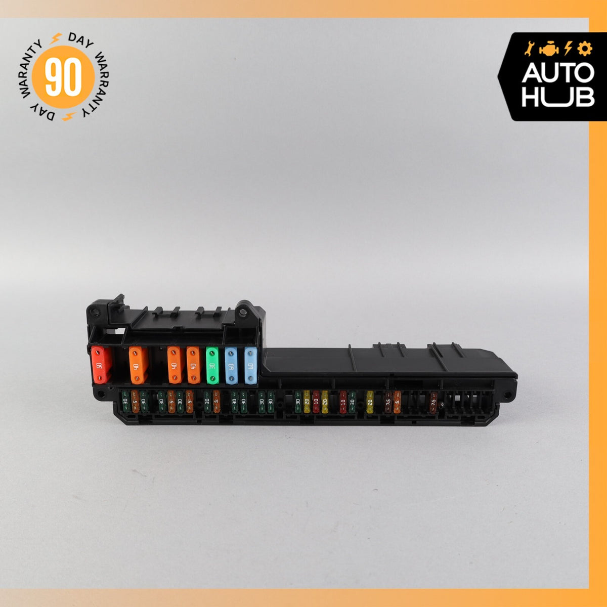 BMW E64 650i Front Dash Power Distribution Fuse Relay Box OEM 71k - photo 1