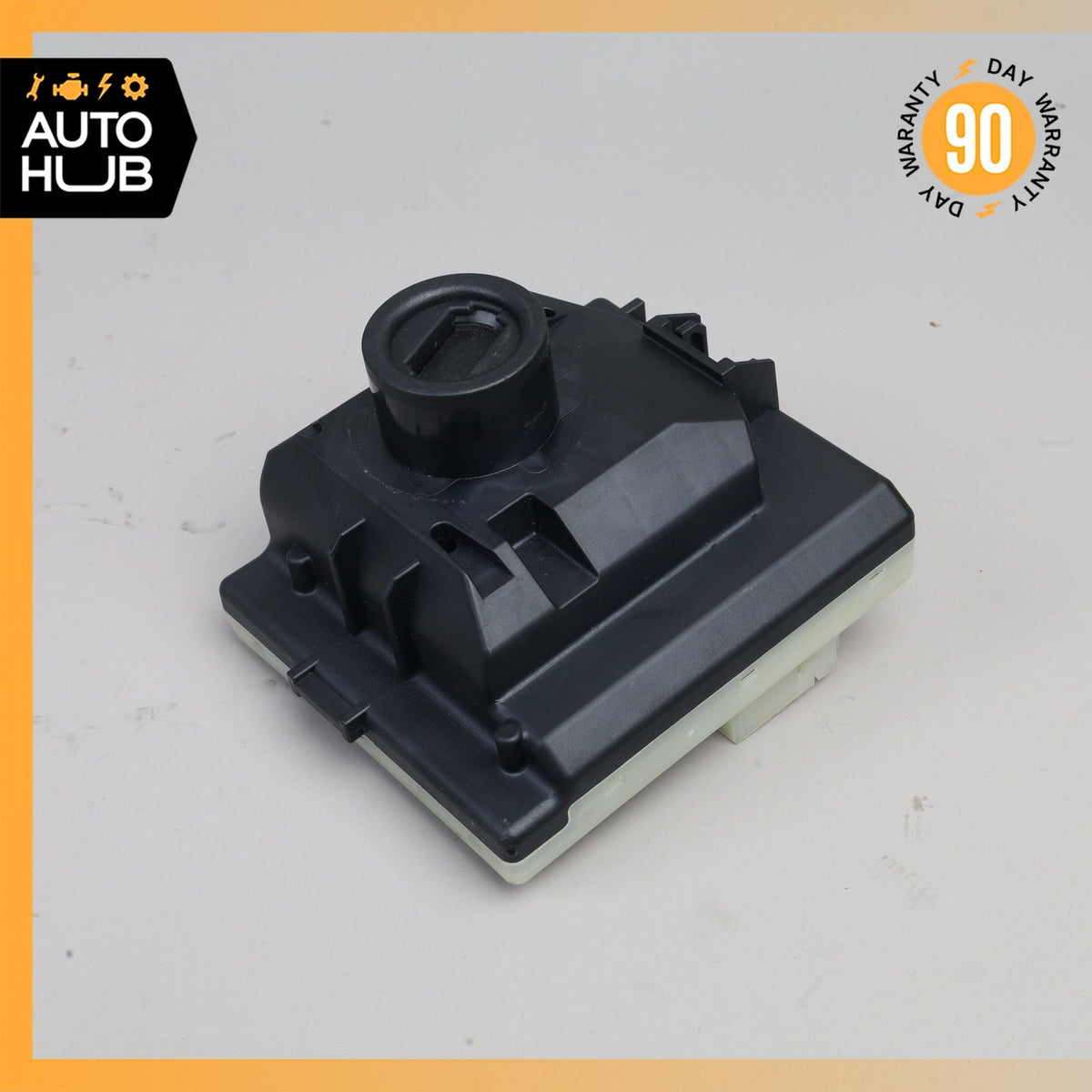 Mercedes X253 GLC300 C300 Ignition Switch Module 2059000924 OEM 57k - photo 2