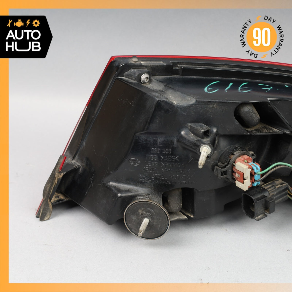 2010 Jaguar X250 XF Rear Left Side Outer Taillight Tail Light Lamp OEM - photo 13