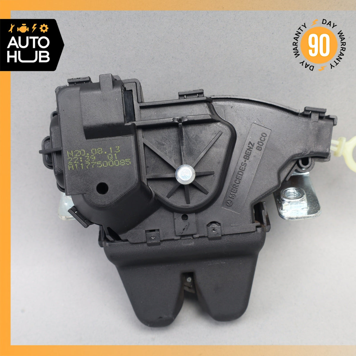 Mercedes W117 CLA250 Trunk Boot Door Lid Lock Latch Actuator 1177500085 OEM - photo 5