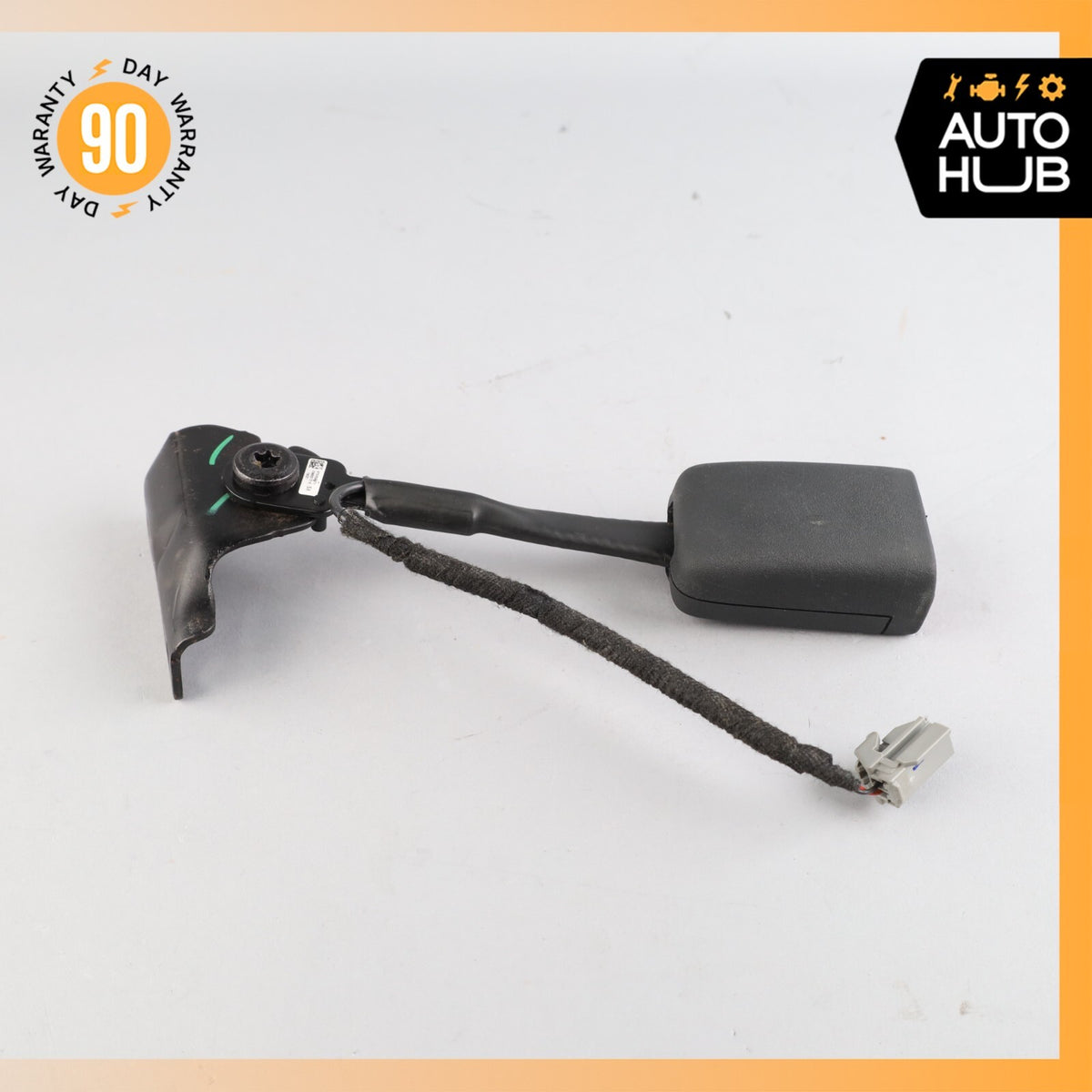 17-20 Maserati Levante M161 Front Left Driver Seat Belt Buckle Black OEM - photo 6