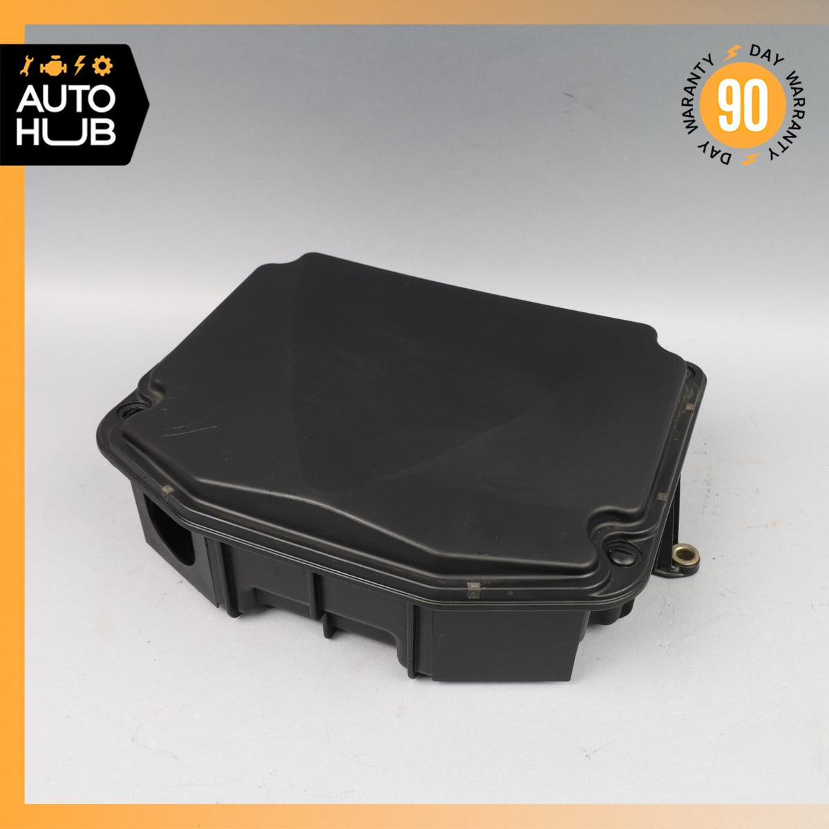 04-19 Maserati Quattroporte M139 Engine Fusebox Control Module Bay Cover OEM - photo 1
