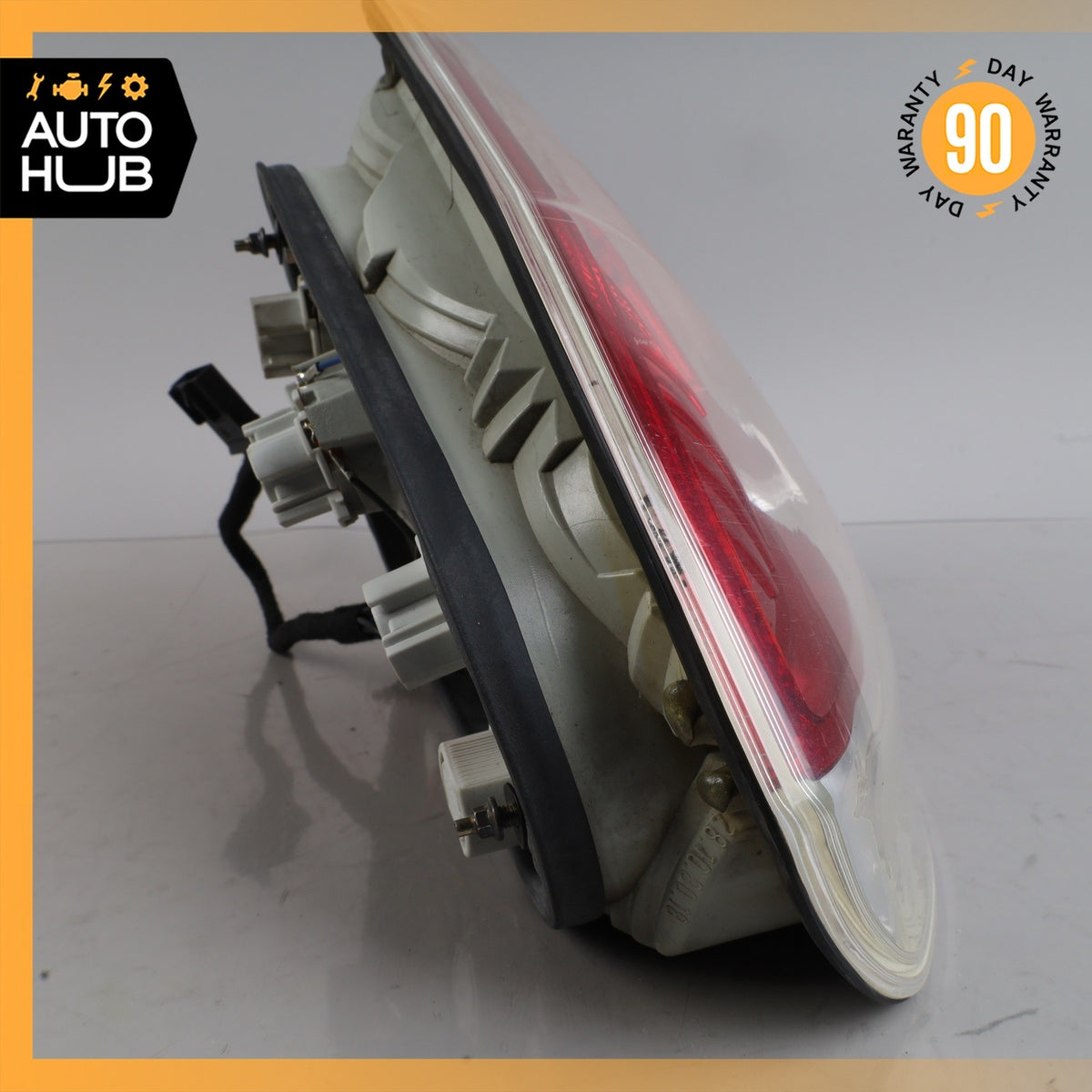 03-08 Maserati Quattroporte M139 Right Side Tail Light Lamp 191102 OEM 84k - photo 8