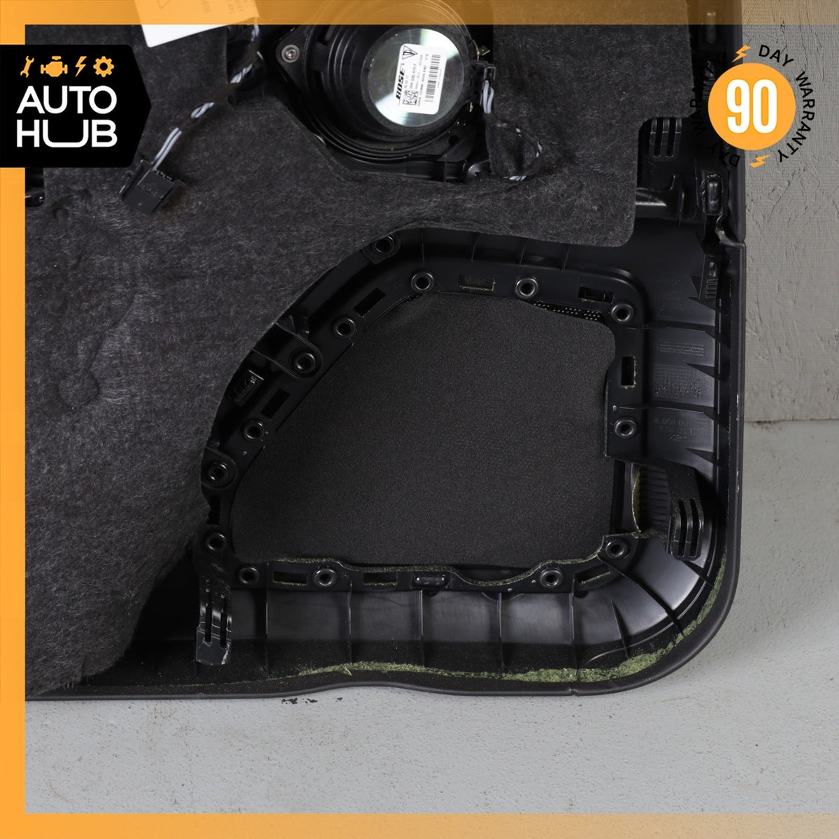 15-24 Porsche Macan 95B Front Right Side Interior Door Panel Leather OEM 44k - photo 15