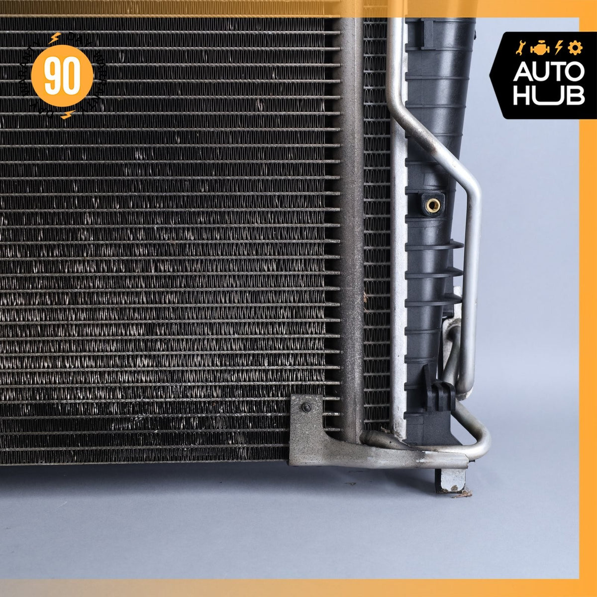 2007 Mercedes R230 SL550 Engine Cooling Radiator A/C Condensor Oil Cooler OEM - photo 15