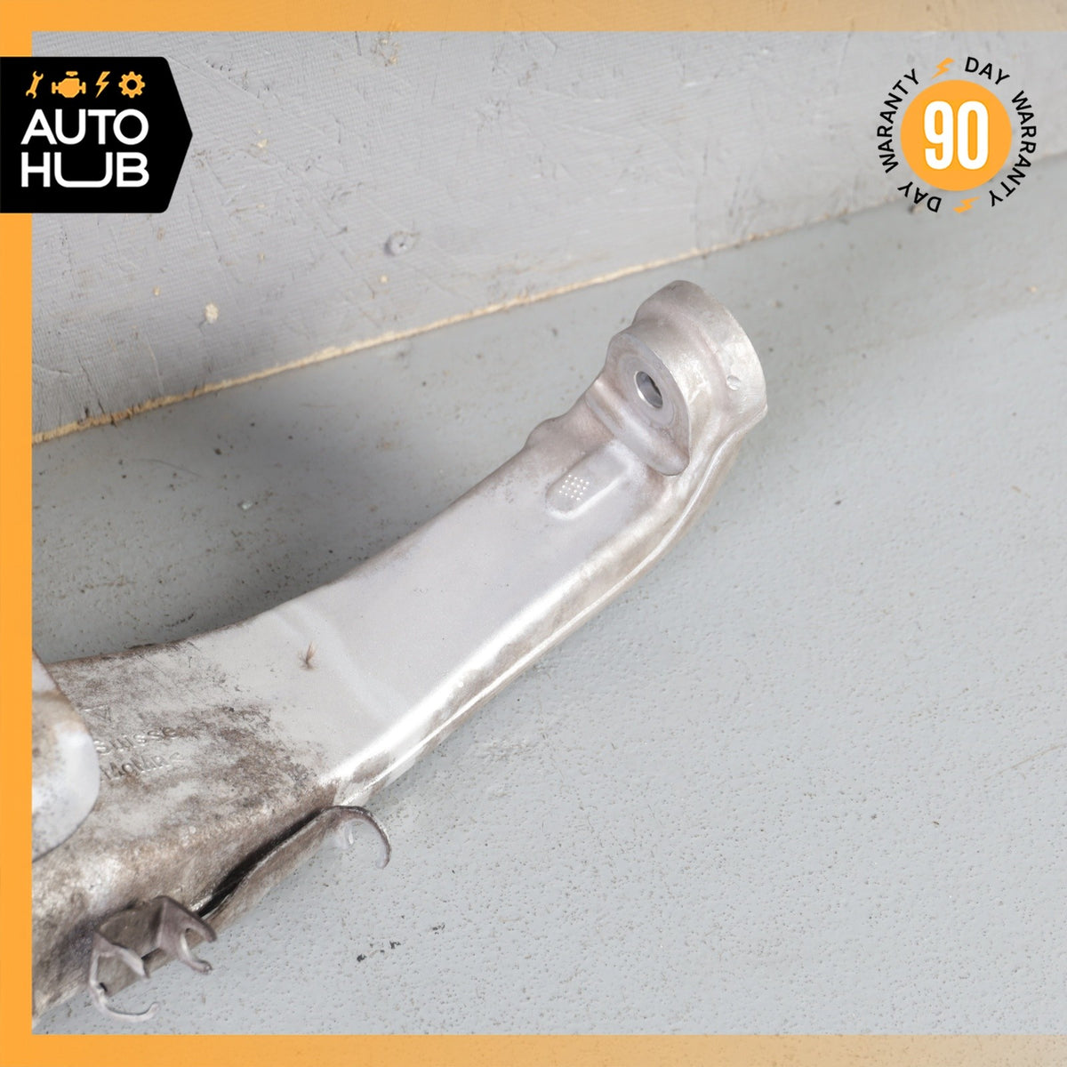 11-18 Porsche Cayenne 958 Front Right Knuckle Spindle 7P0615312B OEM - photo 3