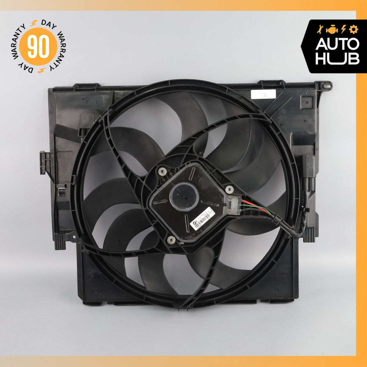 12-18 BMW F30 320i 228i 335i Engine Motor Cooling Radiator Fan Assembly OEM - photo 2
