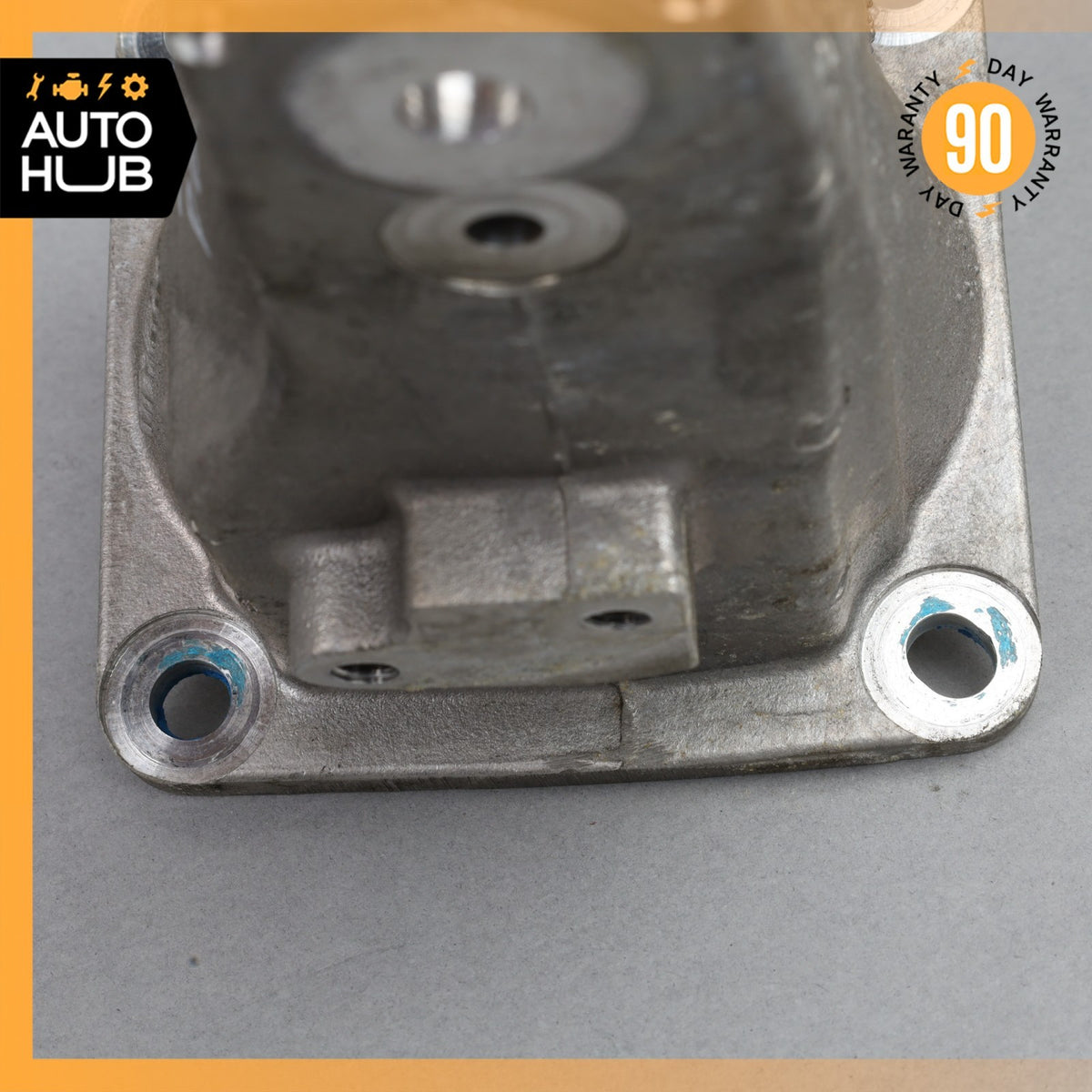 Aston Martin DB9 Left Automatic Transmission Crossmember Mount Bracket OEM 22k - photo 15