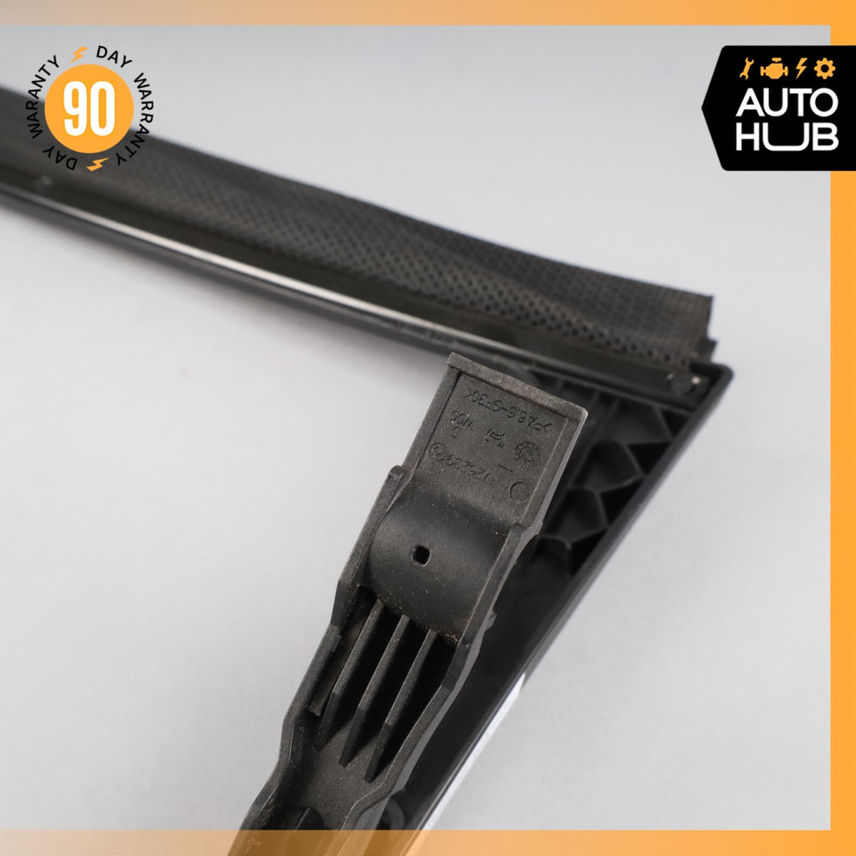10-16 Mercedes W204 C250 E550 Coupe Sun Roof Front Wind Deflector 2077840070 OEM - photo 14