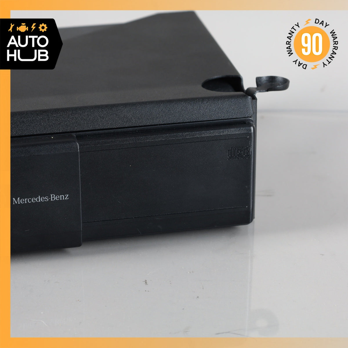 03-08 Mercedes W209 CLK500 S430 S430 CD Changer 6 Disk Player MC3330 OEM 78k - photo 5