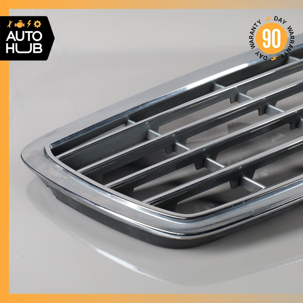 03-06 Mercedes W211 E320 E500 E350 Hood Radiator Grille Grill Chrome OEM - photo 4