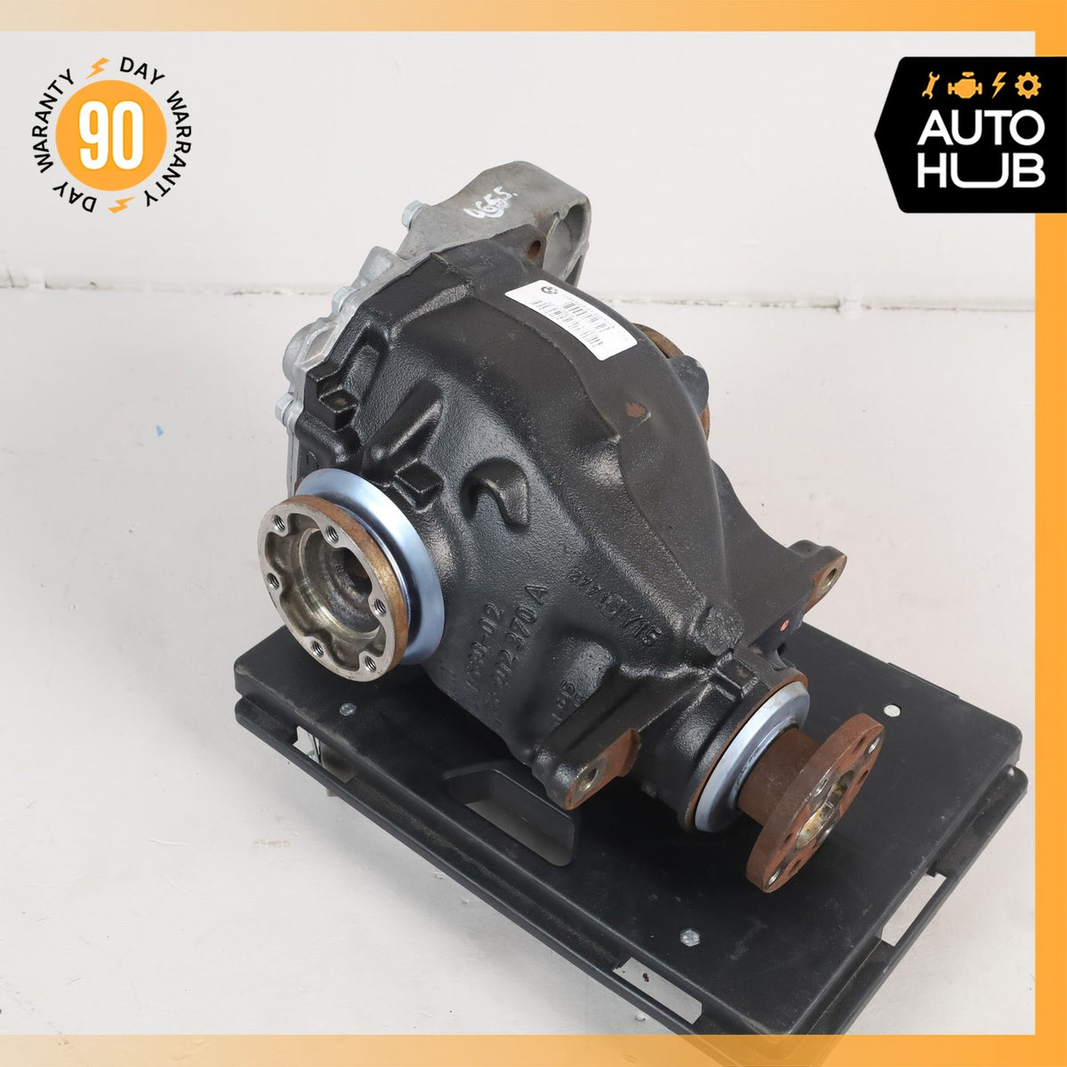 07-13 BMW E88 128i 328i RWD A/T Rear Differential Diff Axle Carrier 3.73 OEM - photo 3