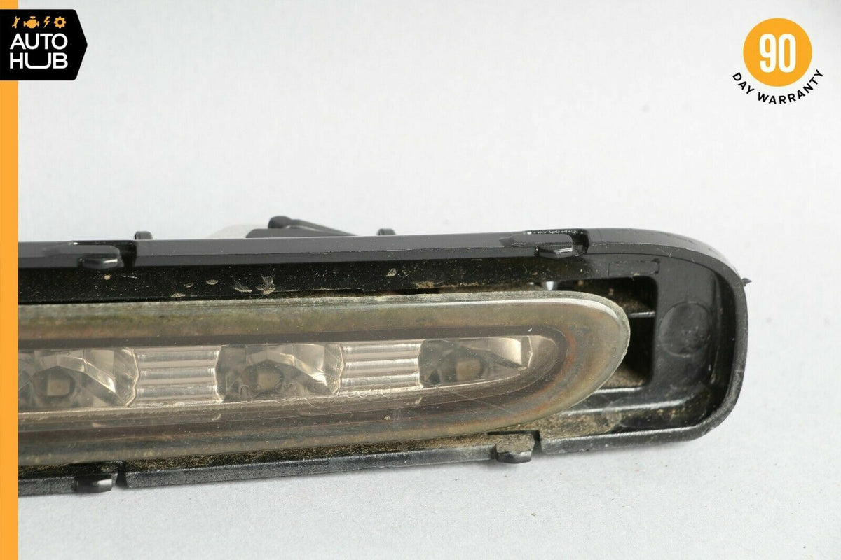 07-09 Mercedes W211 E320 E350 E550 Sedan 3rd Third Brake Stop Light Lamp OEM - photo 2
