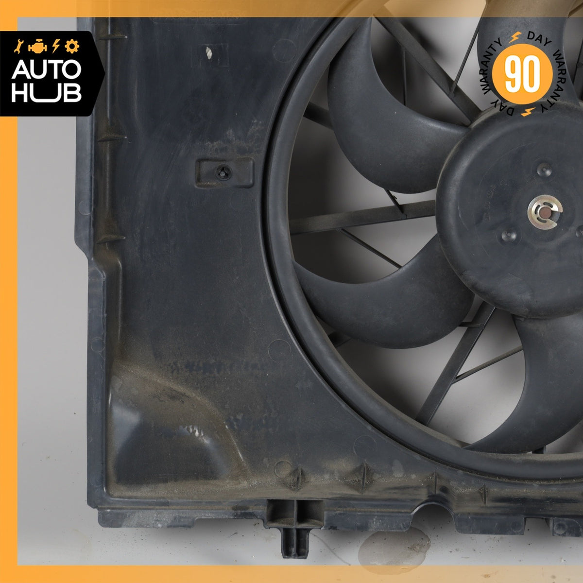 Mercedes R170 SLK230 Engine Motor Cooling Radiator Fan Assembly OEM - photo 13