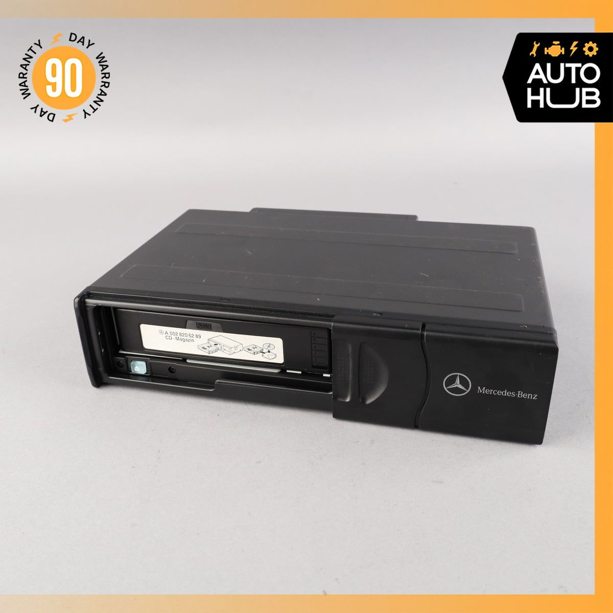 03-08 Mercedes R230 SL500 S430 CLK500 S430 CD Changer 6 Disk Player MC3330 OEM - photo 3