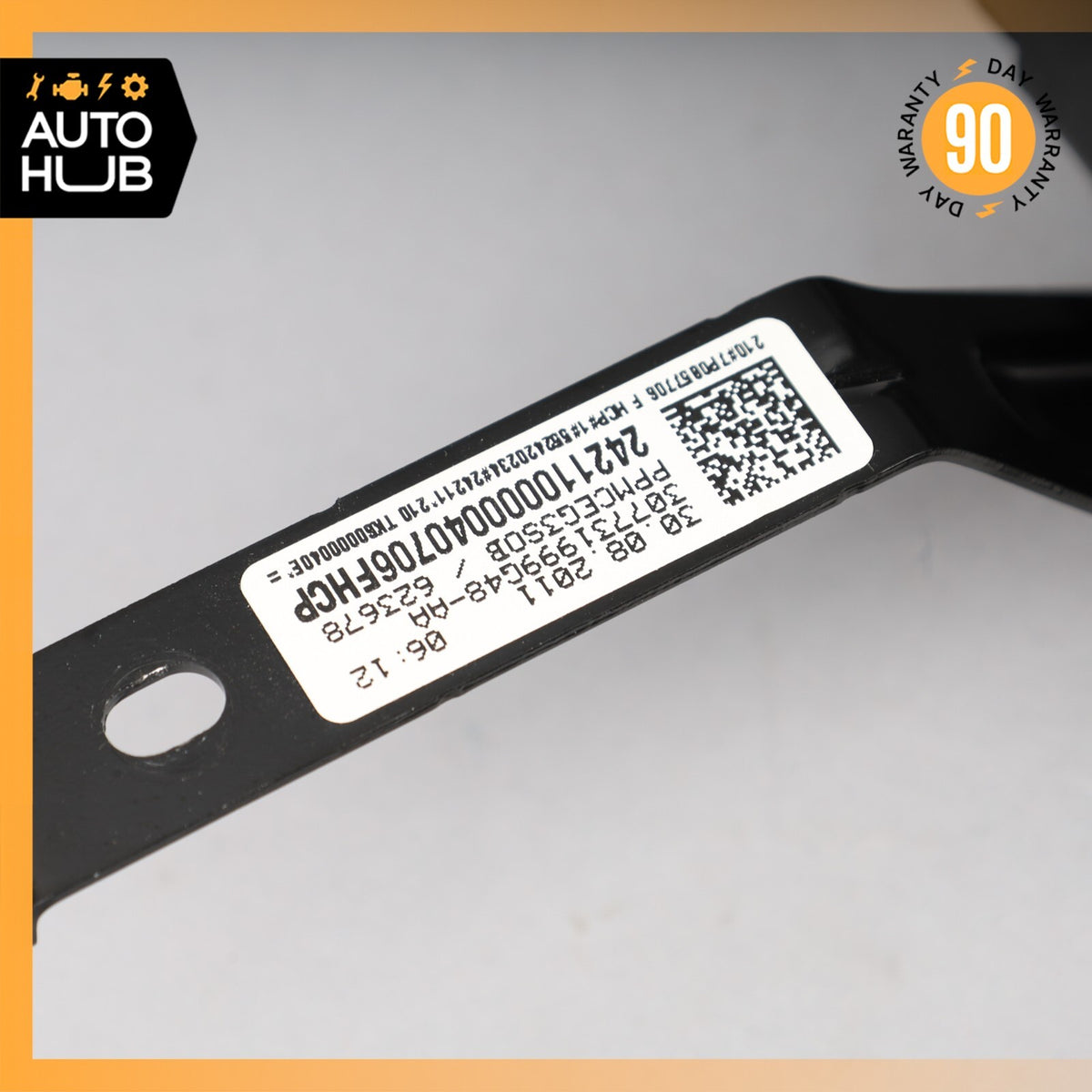 11-18 Porsche Cayenne 958 Hybrid S Front Left Driver Side Seat Belt Black OEM - photo 13