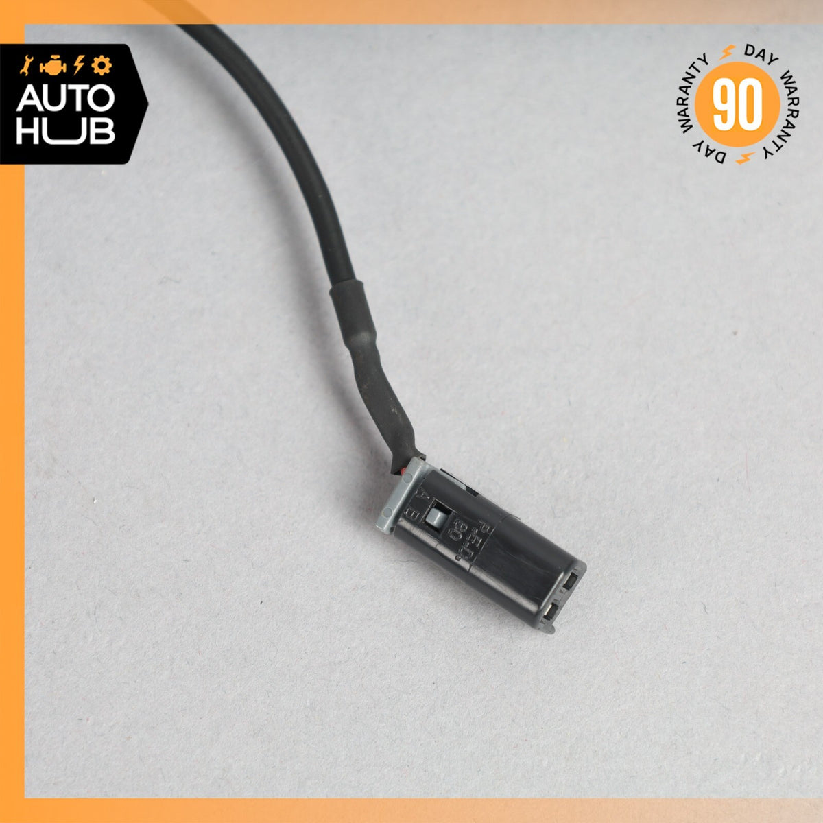 04-19 Maserati GranTurismo GranCabrio Bose Audio Mic Microphone 192522 OEM - photo 2