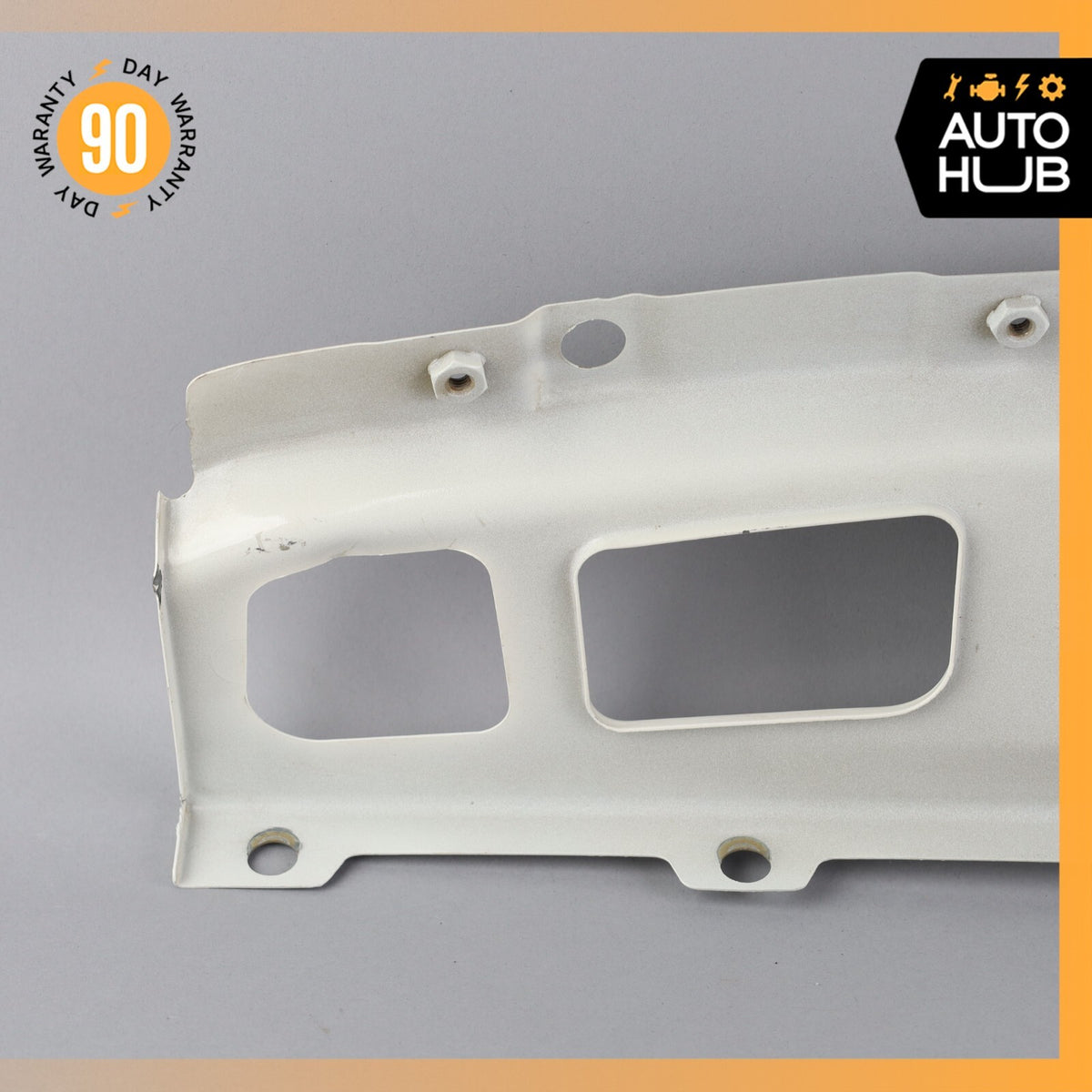 08-19 Maserati GranTurismo Front Left Side Fender Top Mount Bracket OEM 11k - photo 8