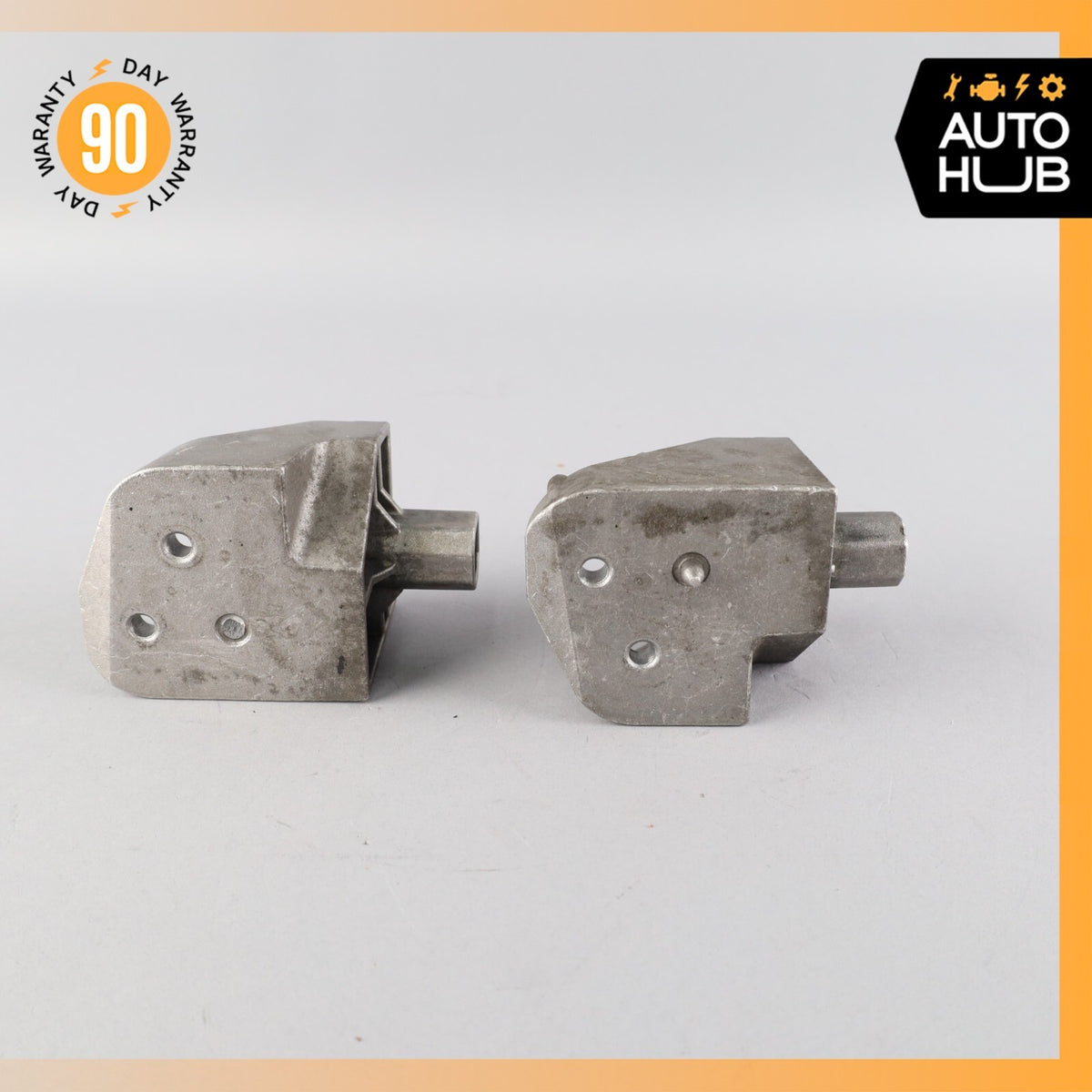 Maserati Quattroporte Upper Radiator Support Left & Right Mount Bracket Set OEM - photo 3