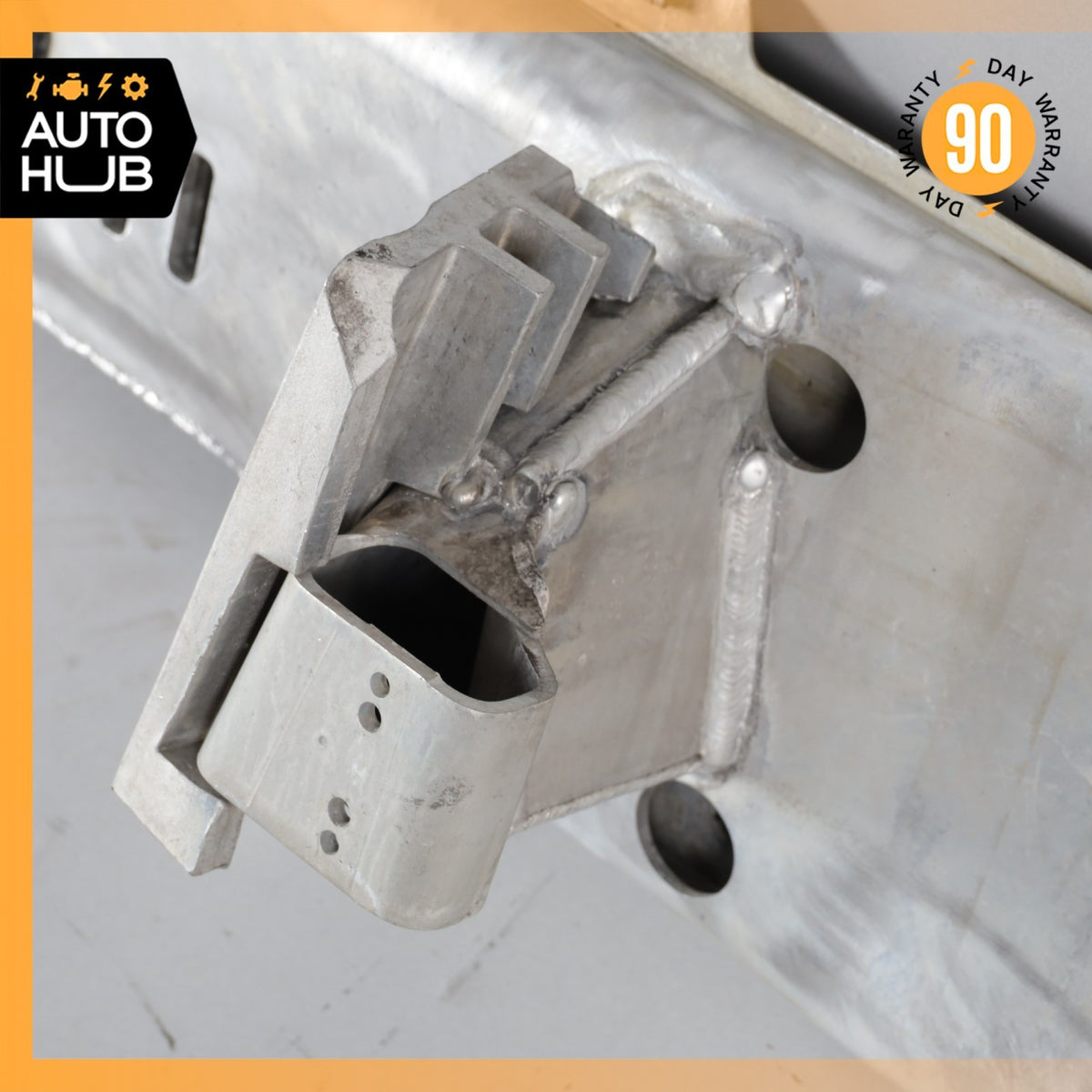 Mercedes W166 ML350 Automatic Transmission Crossmember Mount Bracket OEM - photo 10