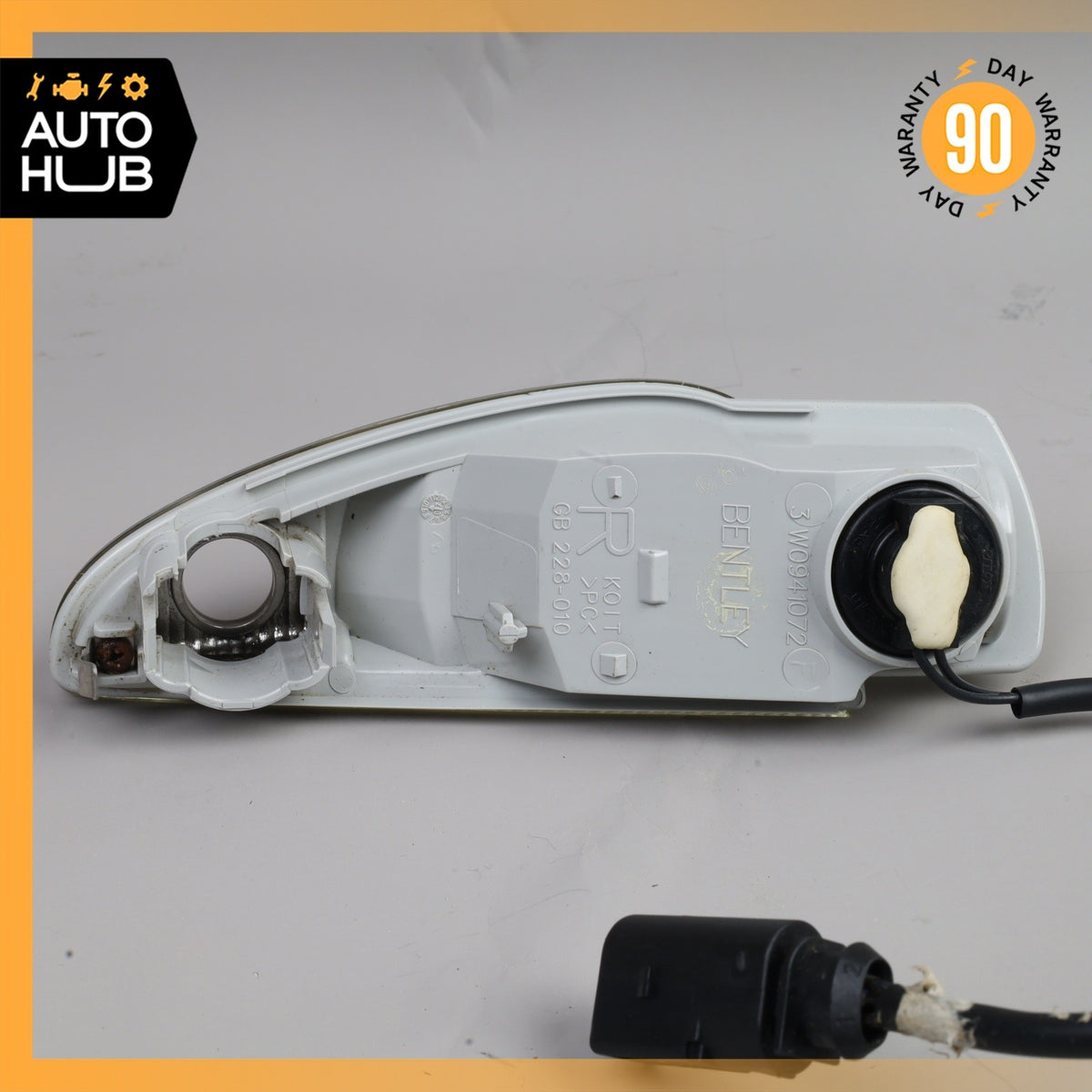 03-13 Bentley Continental GT Flying Spur Rear Right Side Reverse Light Lamp OEM - photo 11
