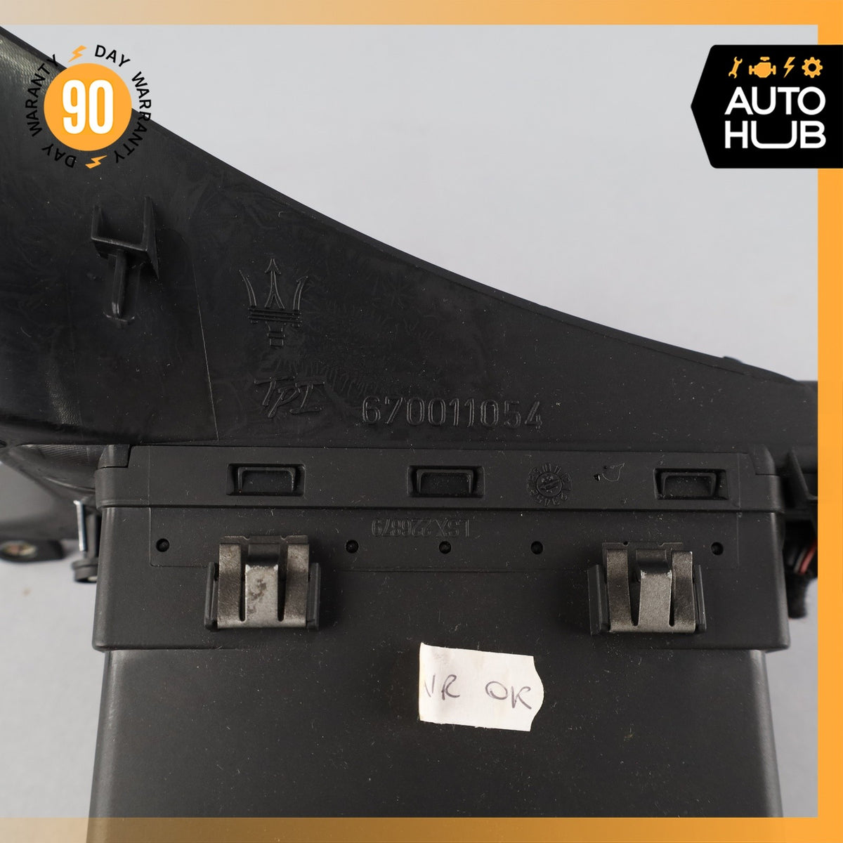 14-22 Maserati Quattroporte M156 Front Left Side Dashboard A/C Air Vent OEM - photo 10