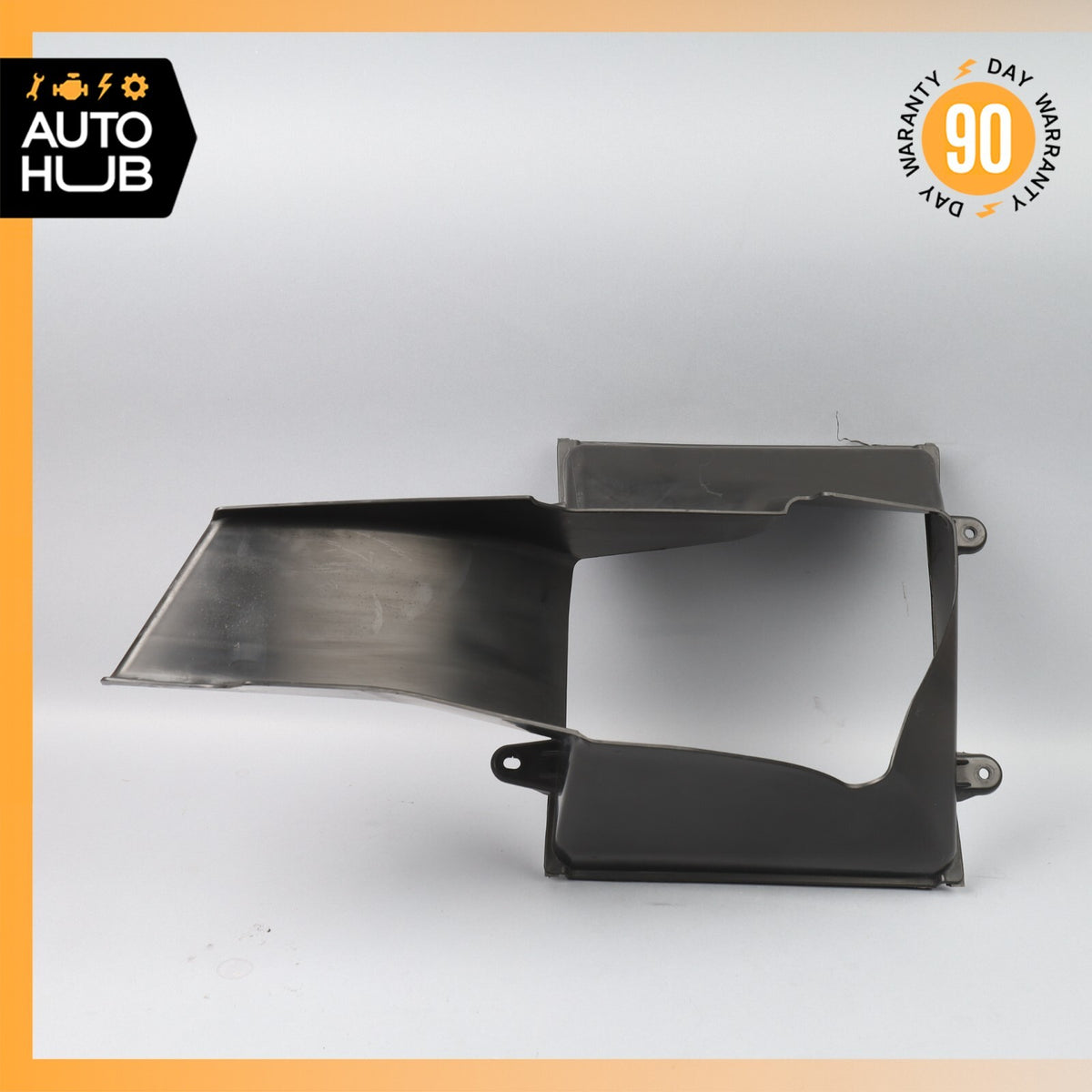 Maserati Quattroporte Front Left Side Intercooler Duct Shroud 670002899 OEM - photo 1
