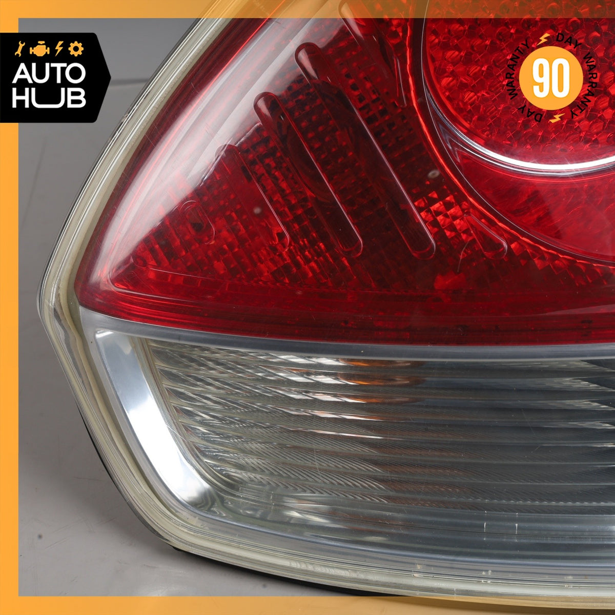 03-08 Maserati Quattroporte M139 Right Side Tail Light Lamp 191102 OEM 84k - photo 3