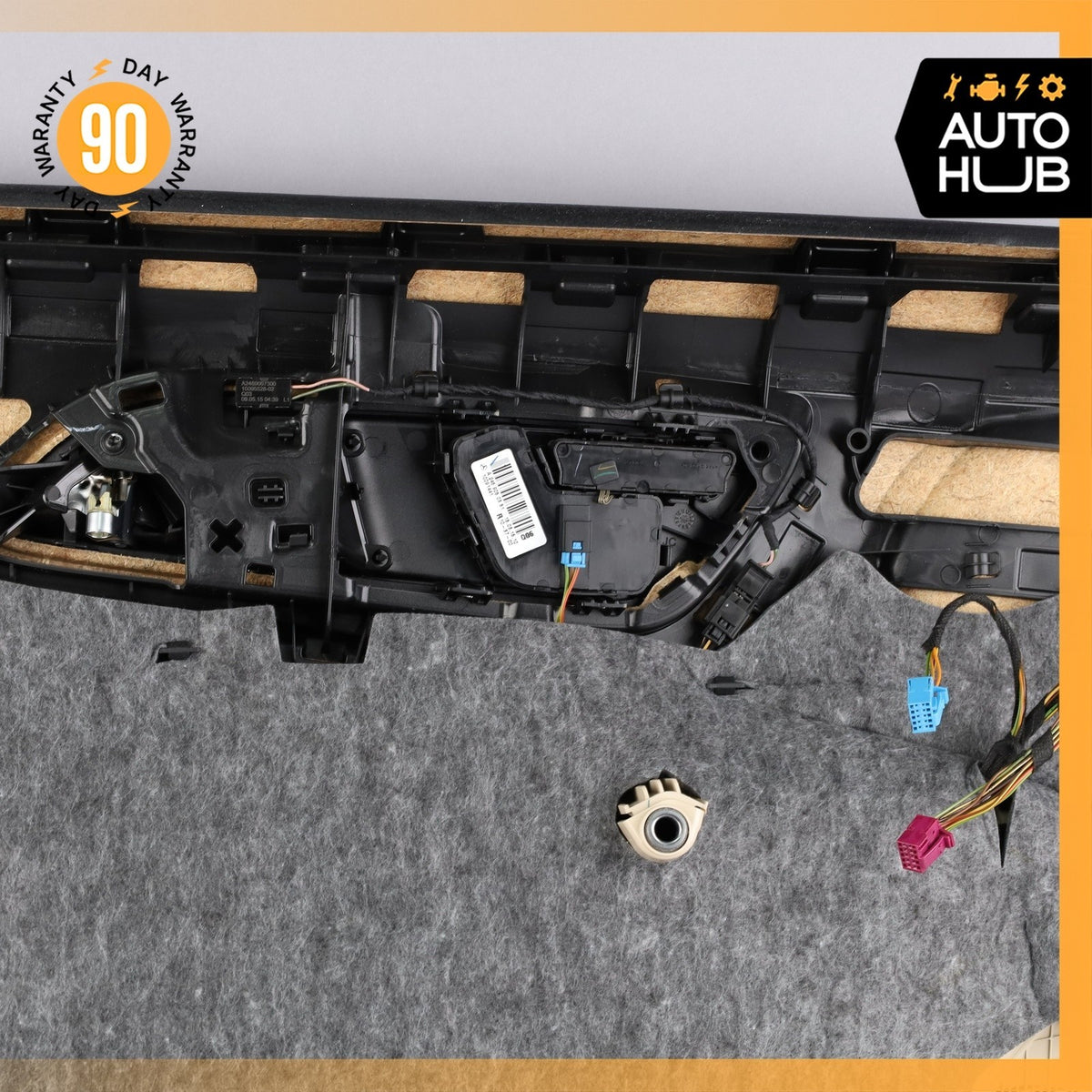 15-20 Mercedes X156 GLA250 GLA45 AMG Interior Door Panel Front Right Side OEM - photo 16