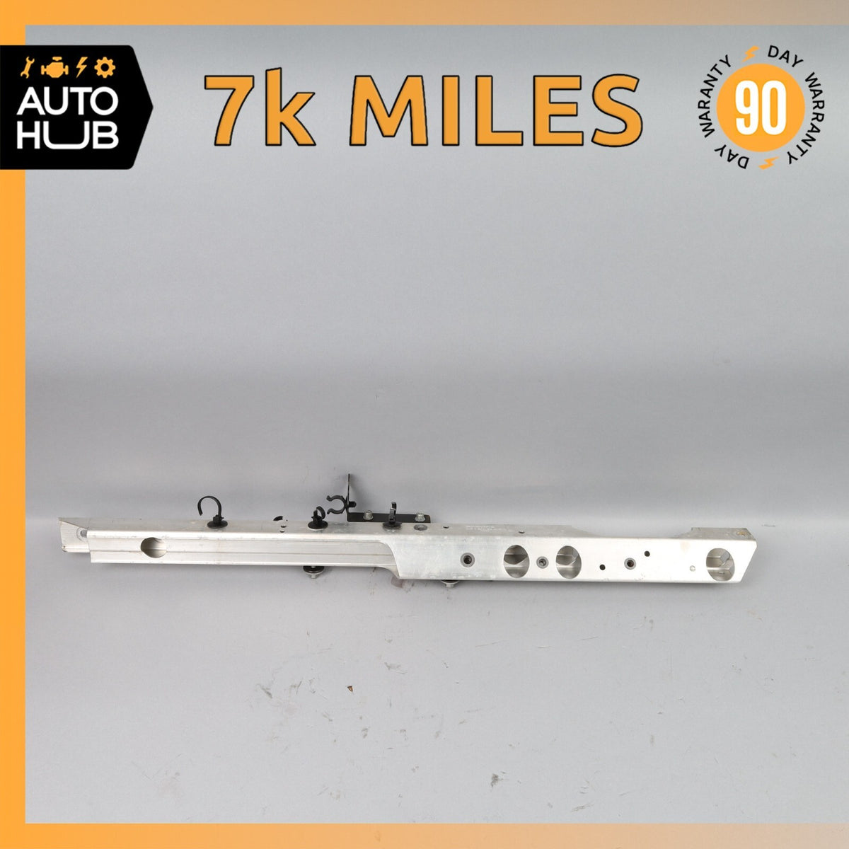 Aston Martin DB11 Front Left Side Cross Brace Bar Bracket OEM 7k - photo 1