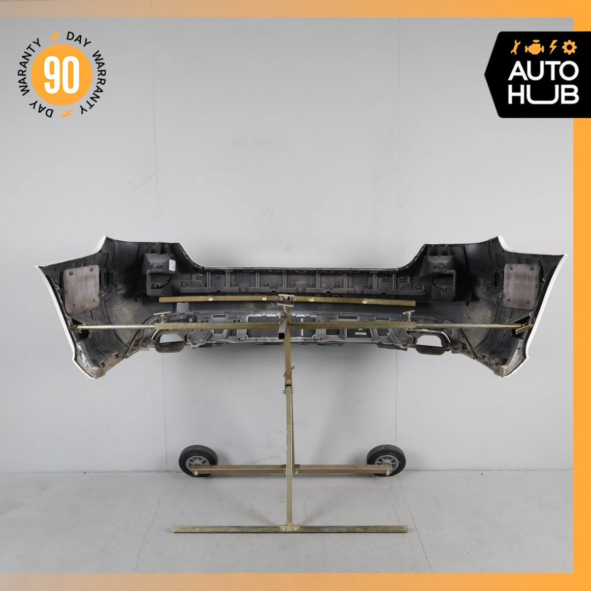 11-13 Mercedes W251 R350 Base Rear Bumper Cover Assembly w/ Tips OEM - photo 13
