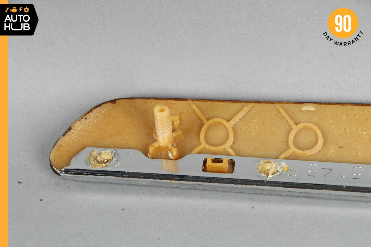 06-10 Mercedes W251 R350 R500 Rear Left Door Panel Bezel Trim 2517300522 OEM - photo 8