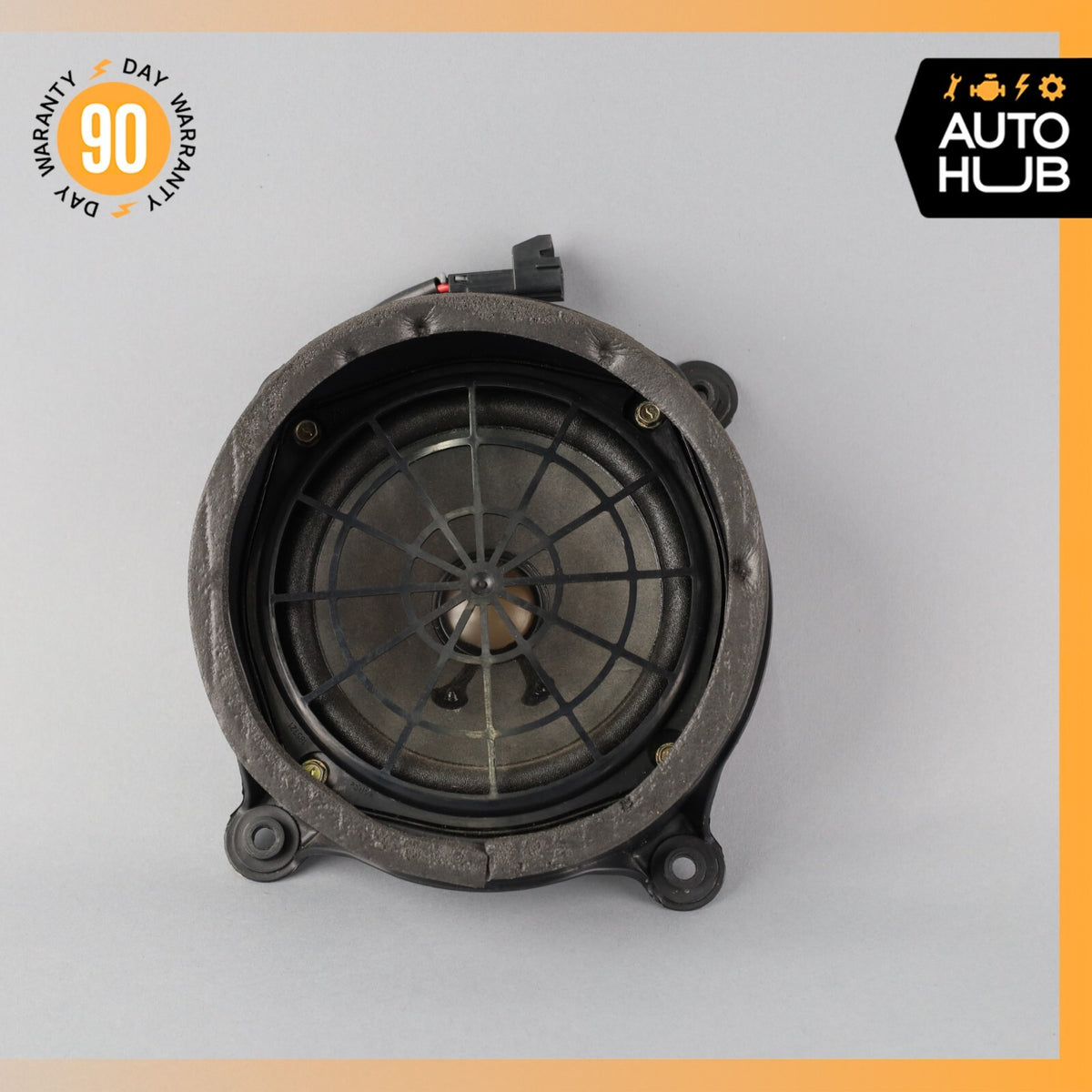 02-05 Mercedes W163 ML500 ML320 Rear Left Bose Speaker Assembly 1638200702 OEM - photo 1