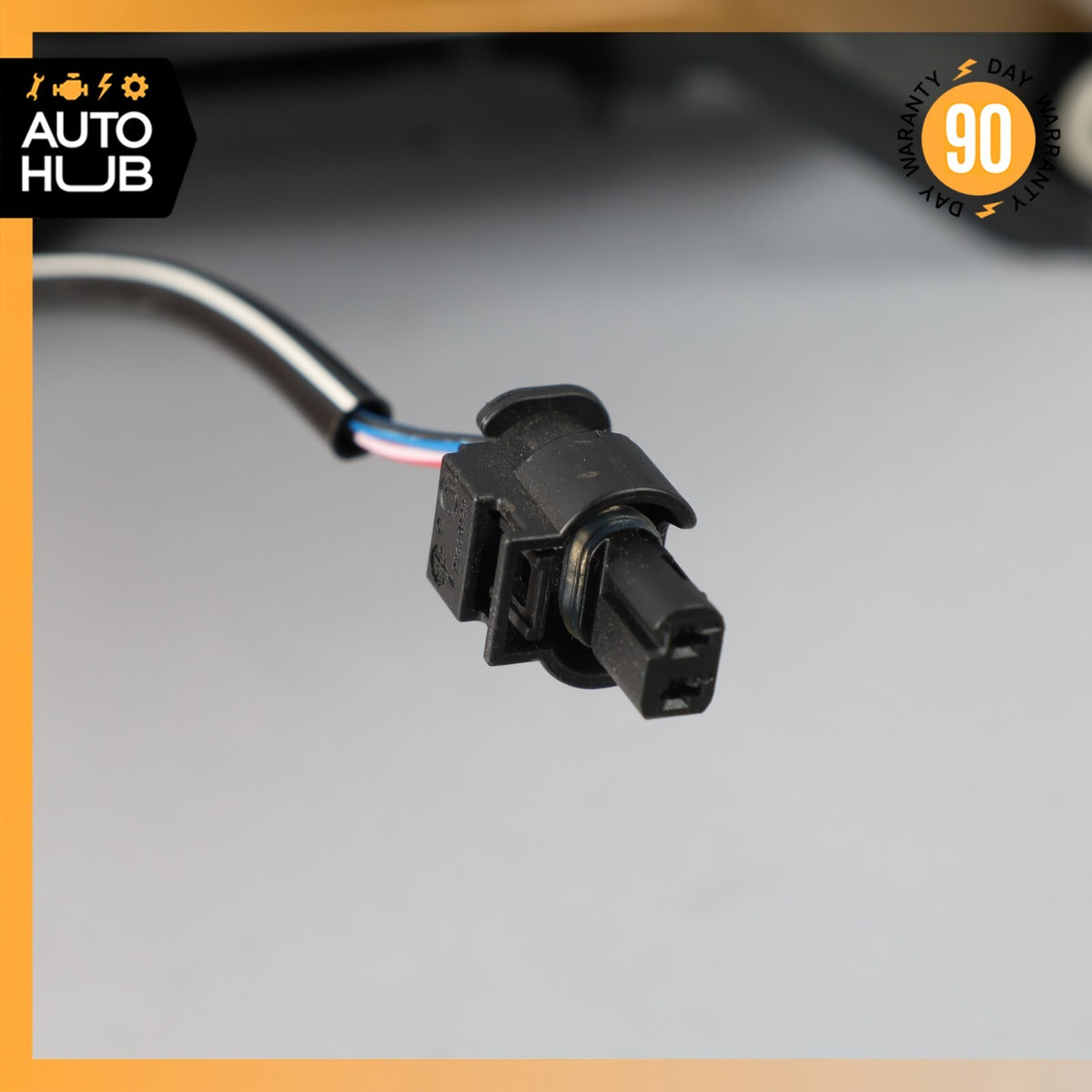 11-18 Porsche Cayenne Rear Trunk Fuse Relay Junction Box OEM - photo 8