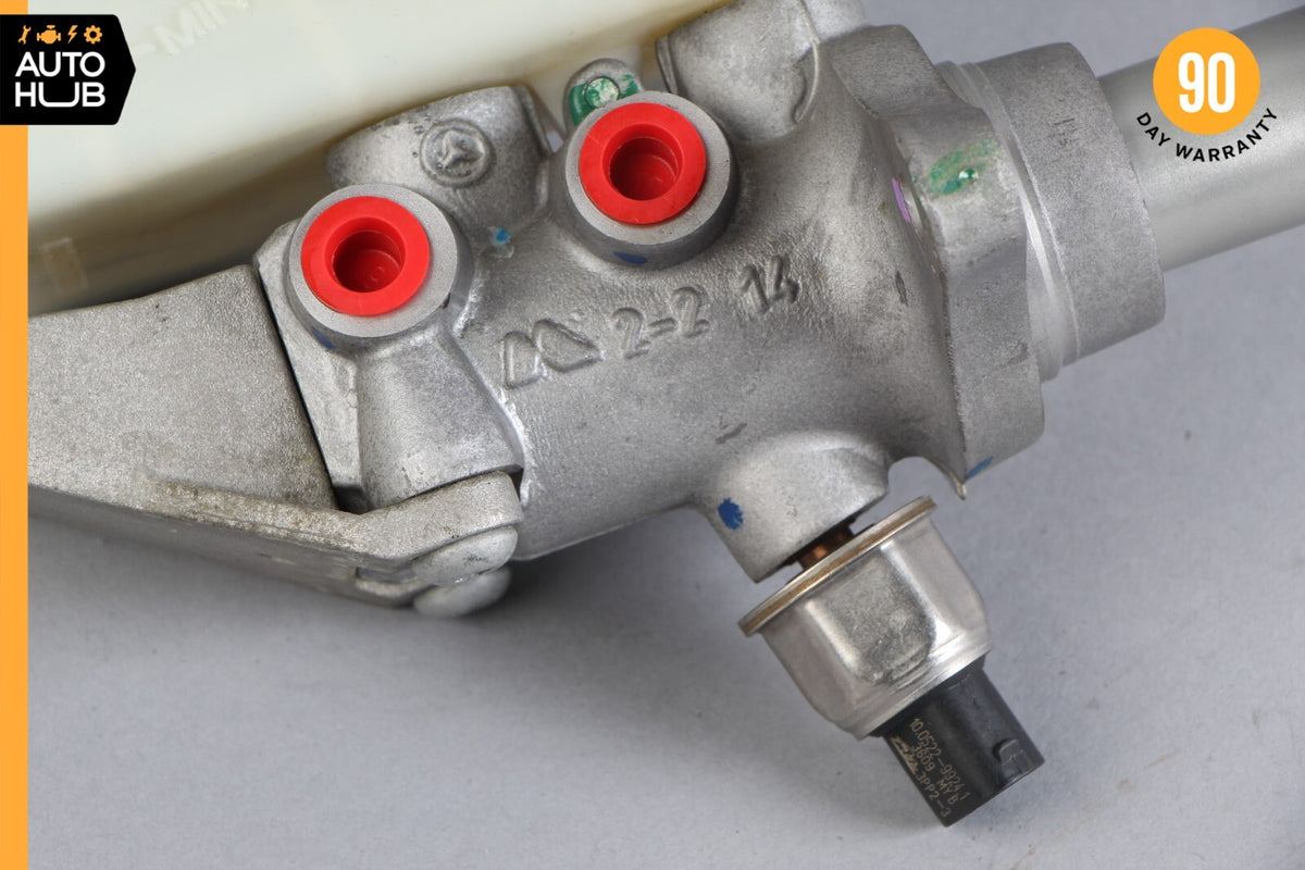 10-11 Mercedes W164 ML450 Hybrid Brake Master Cylinder w/ Reservoir OEM - photo 6