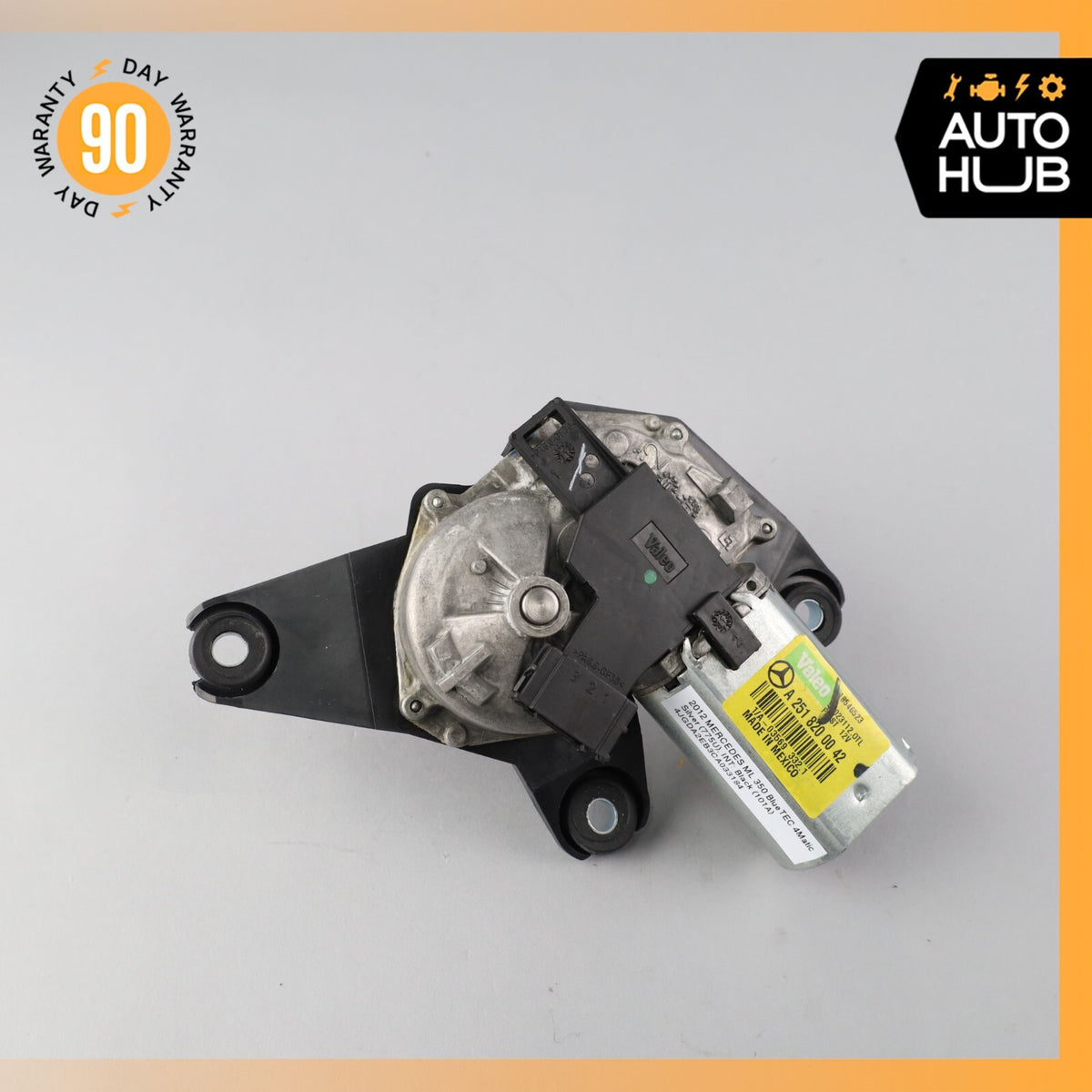 06-19 Mercedes W166 ML350 R350 ML63 AMG Rear Glass Windshield Wiper Motor OEM - photo 1