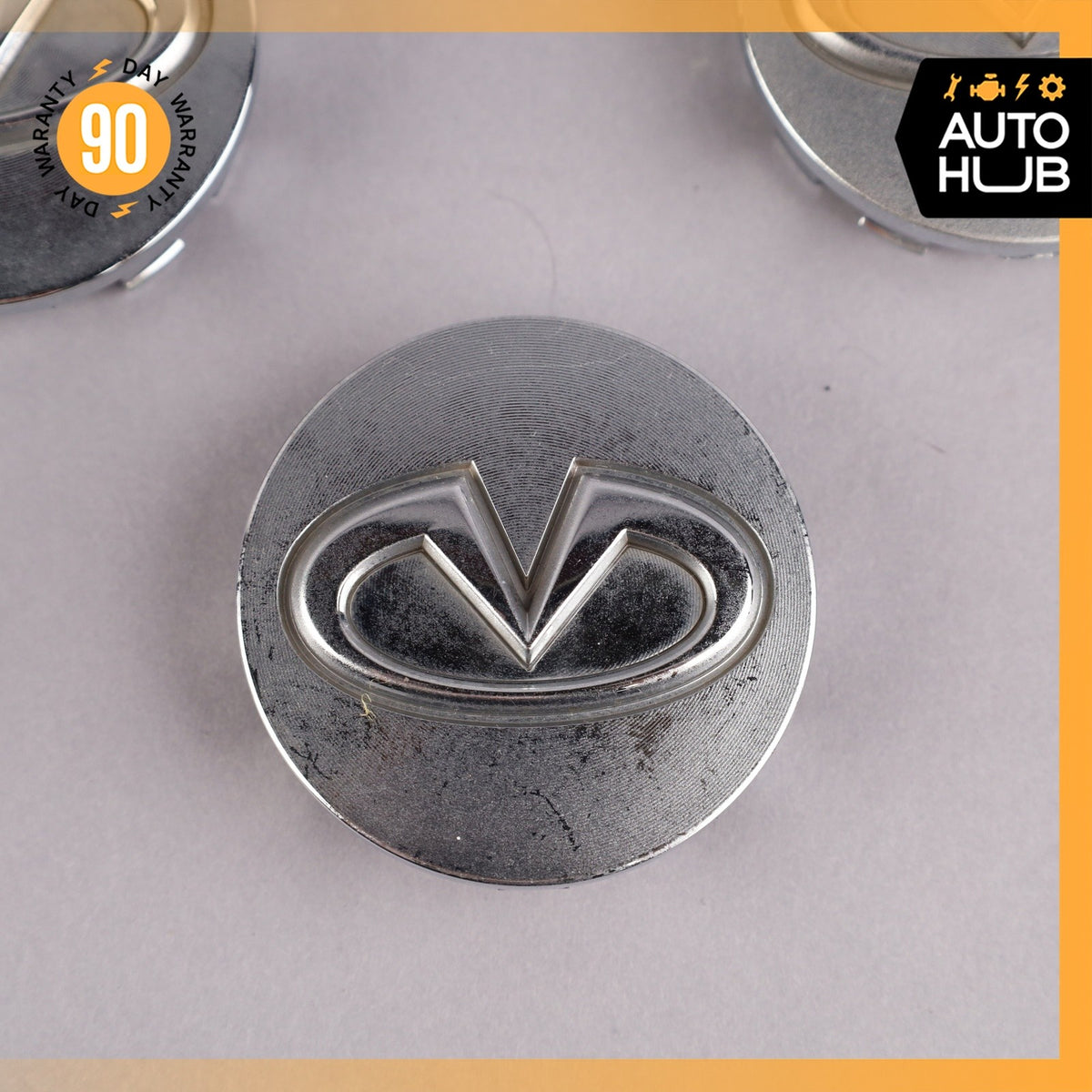 08-13 Infinity G37 Wheel Centre Cap Set of 4 OEM 77k - photo 5