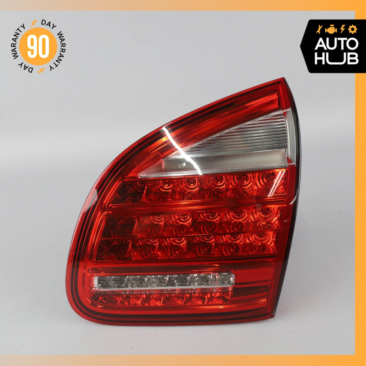 11-14 Porsche Cayenne 958 Rear Right Side Inner Tail Light Lamp 7P5945094N OEM - photo 2