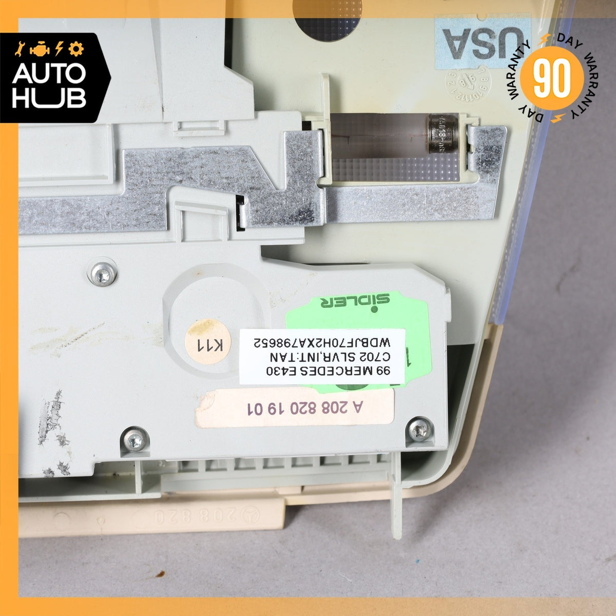 98-03 Mercedes W210 E430 E55 AMG CLK430 Front Overhead Dome Light Lamp Beige OEM - photo 13
