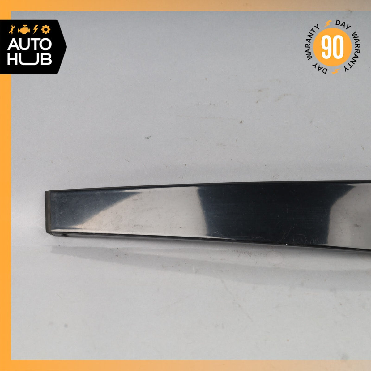 Mercedes W211 E63 AMG Rear Left Driver Side Door Window B-Pillar Molding OEM - photo 2