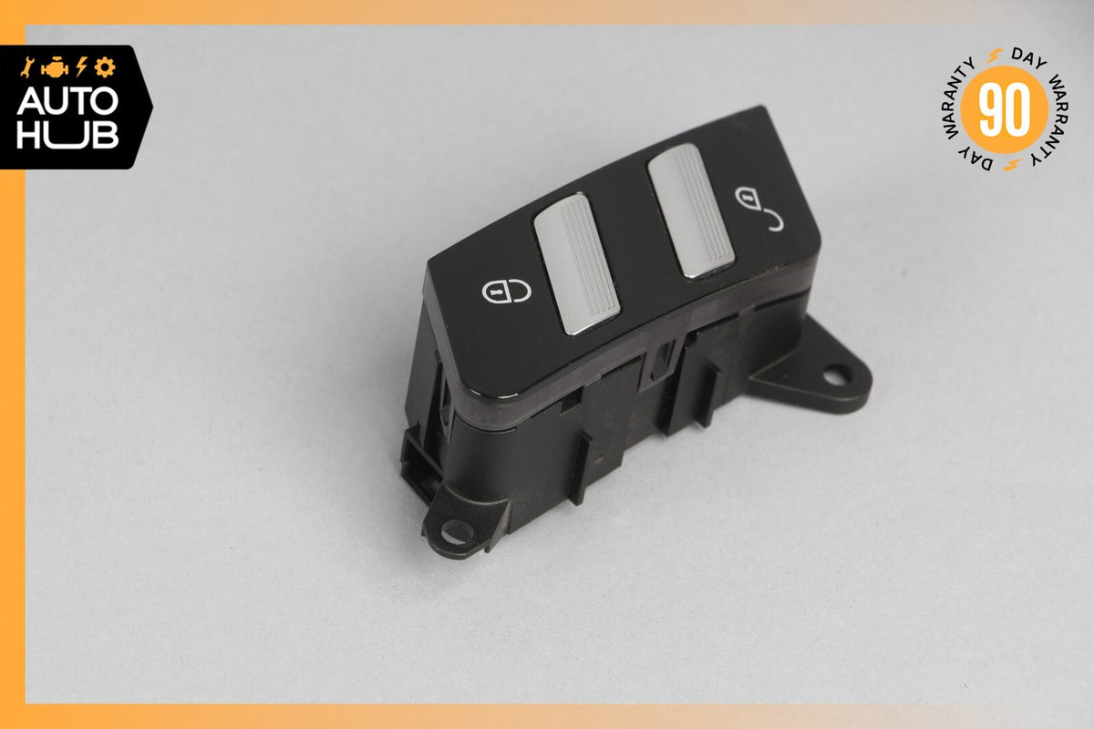 07-14 Mercedes W221 S550 CL550 Door Lock Switch Front Left Side 2218213051 OEM - photo 1