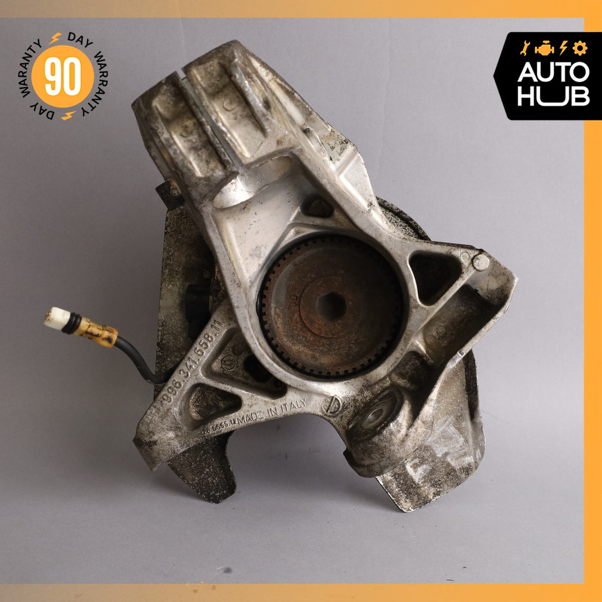 Porsche Boxster 986 Front Right Spindle Knuckle Hub 99634165811 OEM - photo 8