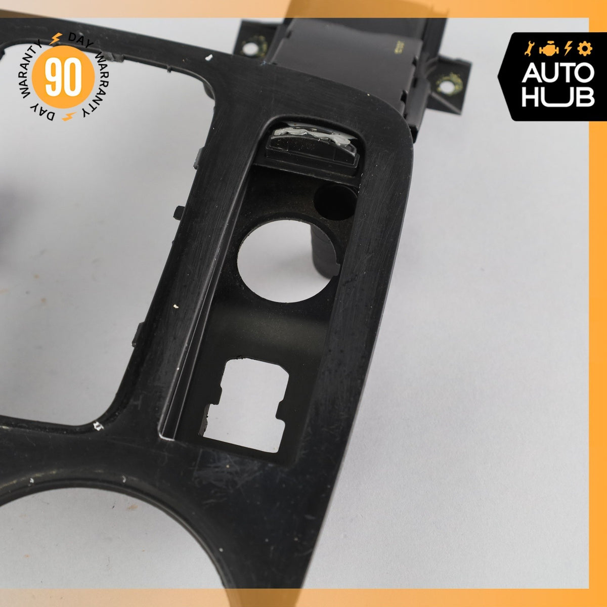 10-19 Maserati GranTurismo Convertible Center Console Cup Holder Compartment OEM - photo 3