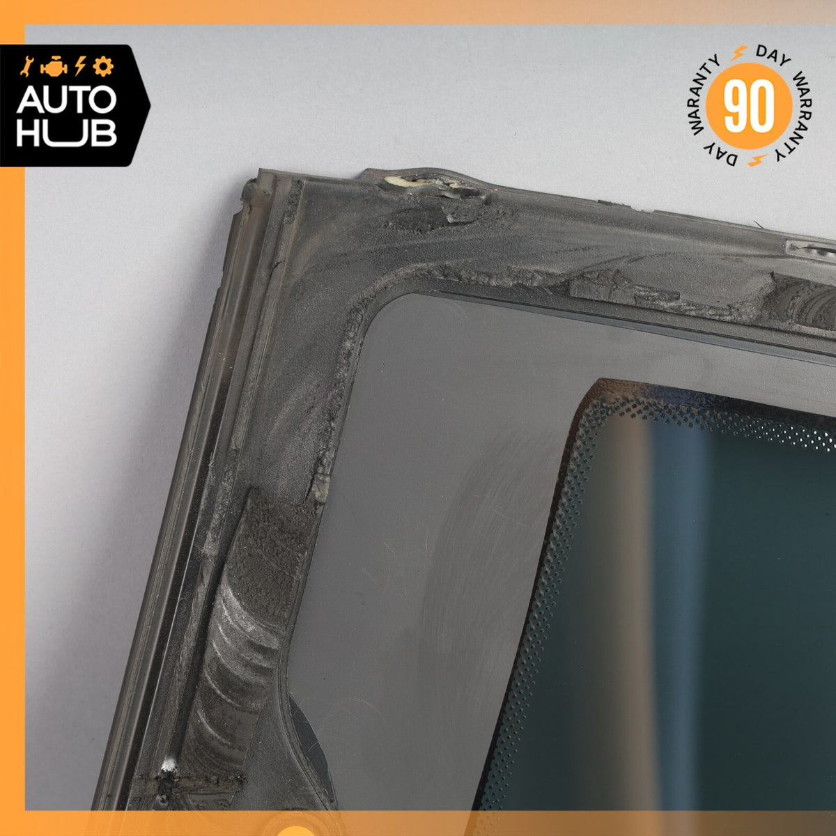 Maserati GranTurismo M145 Coupe Rear Right Side Quarter Window Glass OEM - photo 9