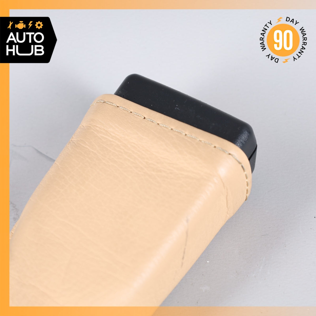 08-19 Maserati GranTurismo Front Left or Right Seat Belt Buckle Beige OEM - photo 10